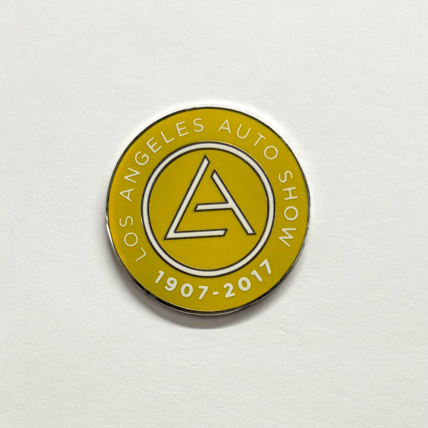 2017 LA Auto Commemorative Pin (Version 2)