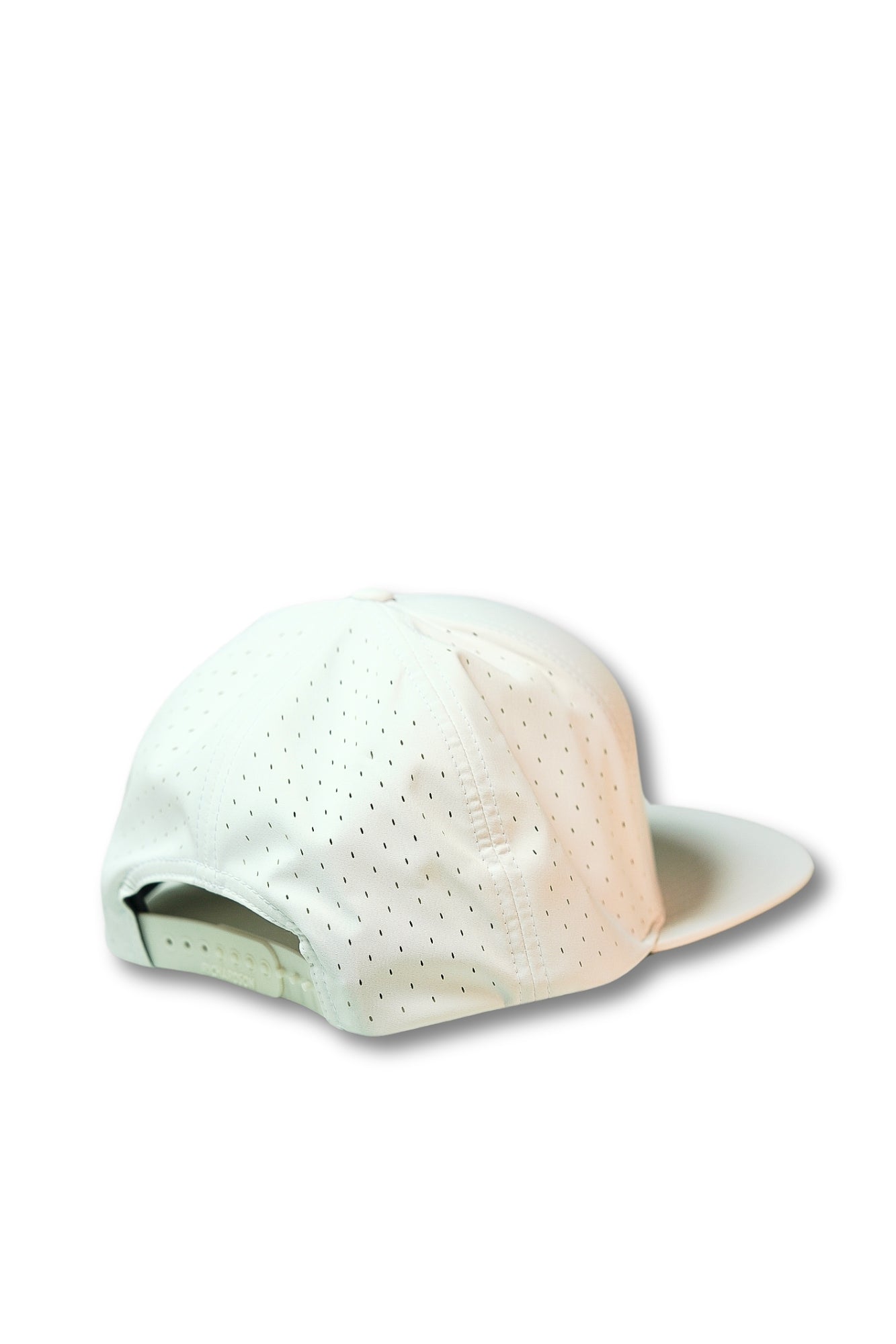 LIVE FREE 7-PANEL PERFORMANCE HAT (White)
