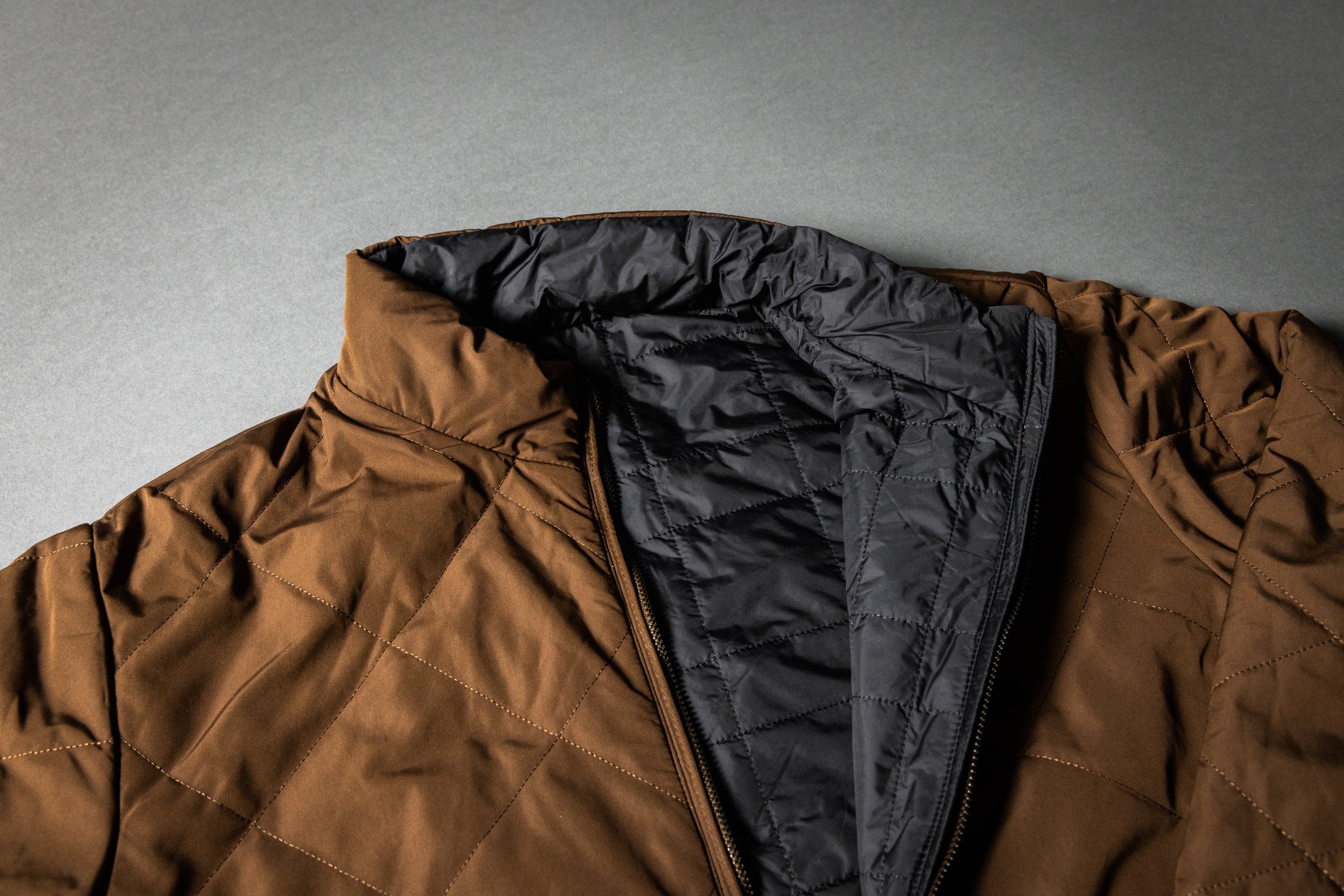 SPEED BREED PREMIUM REVERSIBLE QUILTED PUFFER JACKET (Mocha/Ebony)