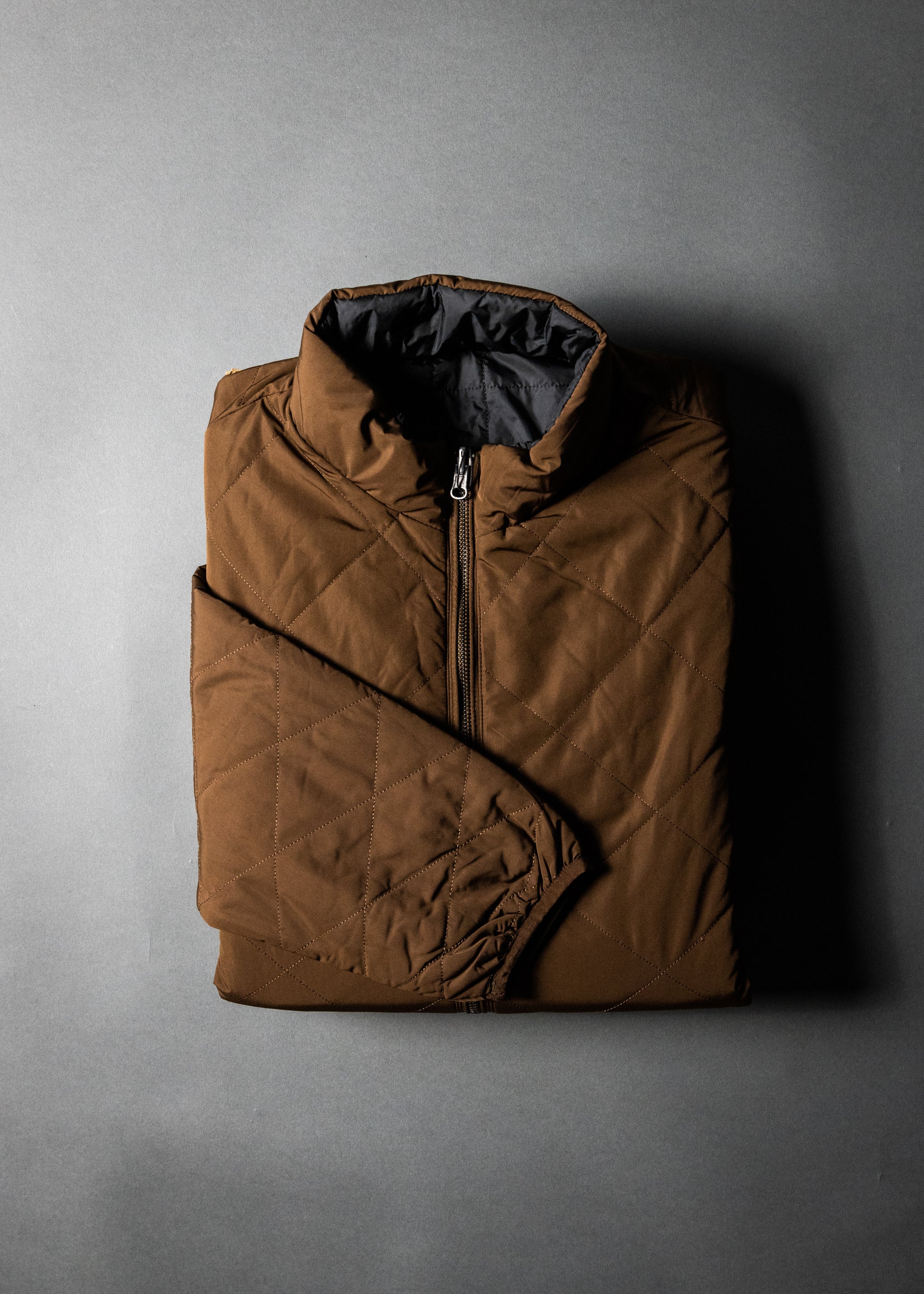 SPEED BREED PREMIUM REVERSIBLE QUILTED PUFFER JACKET (Mocha/Ebony)