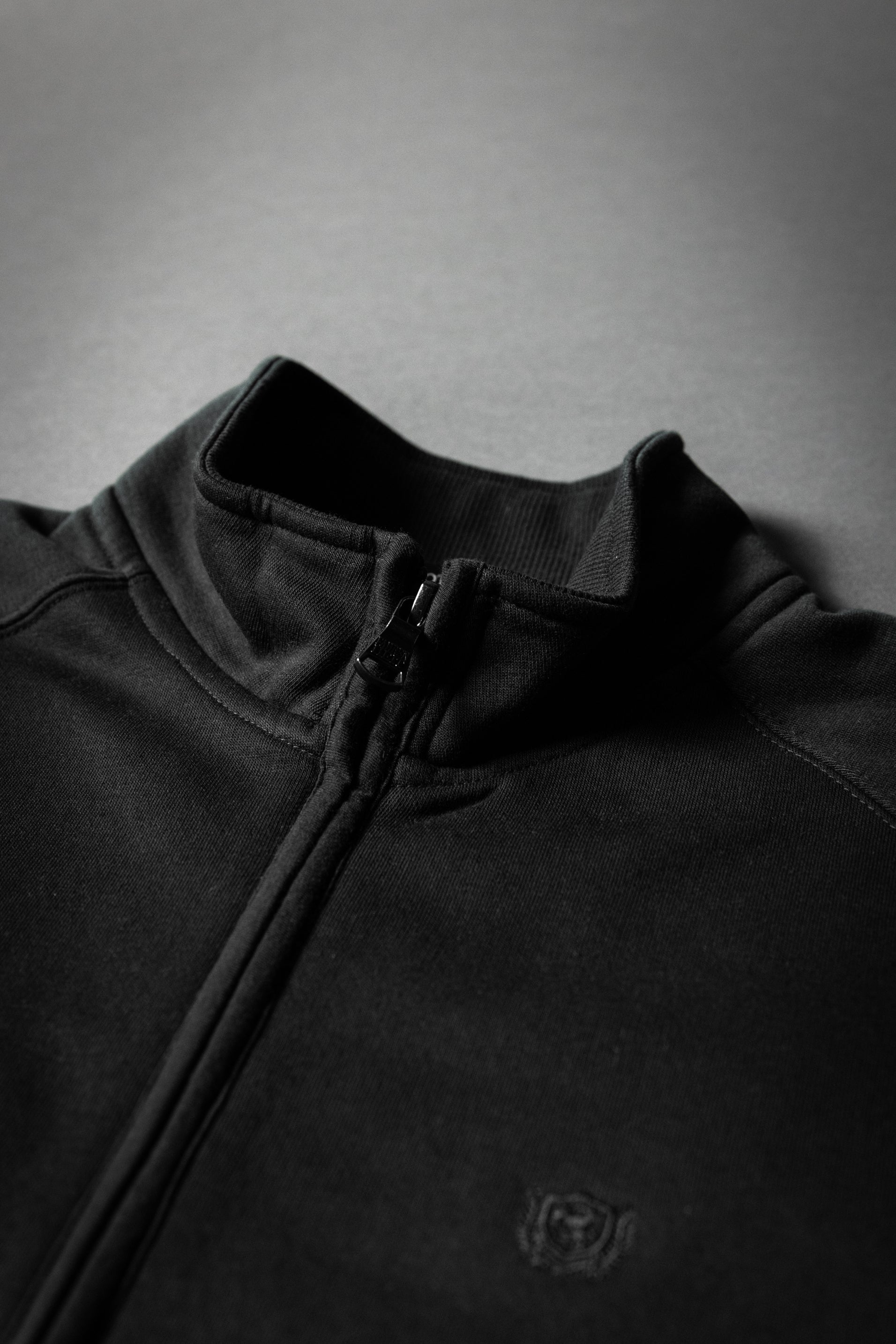 SPEED BREED PREMIUM FULL-ZIP TRACK JACKET (Ebony/Silver)