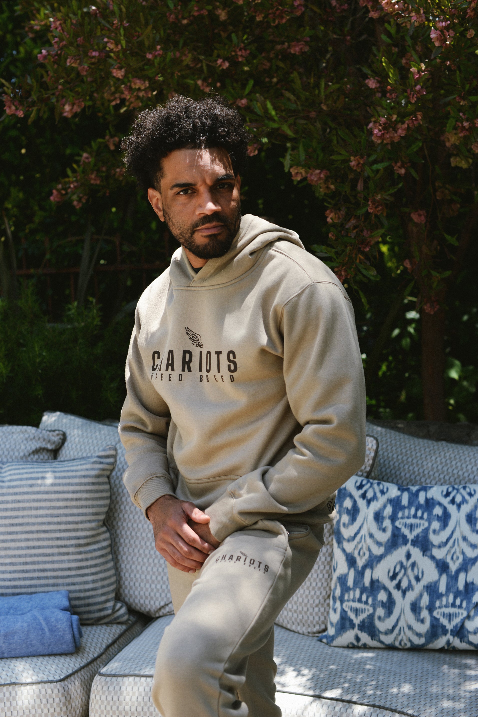 WINGS ULTIMAE PREMIUM SWEATPANTS (Sand)