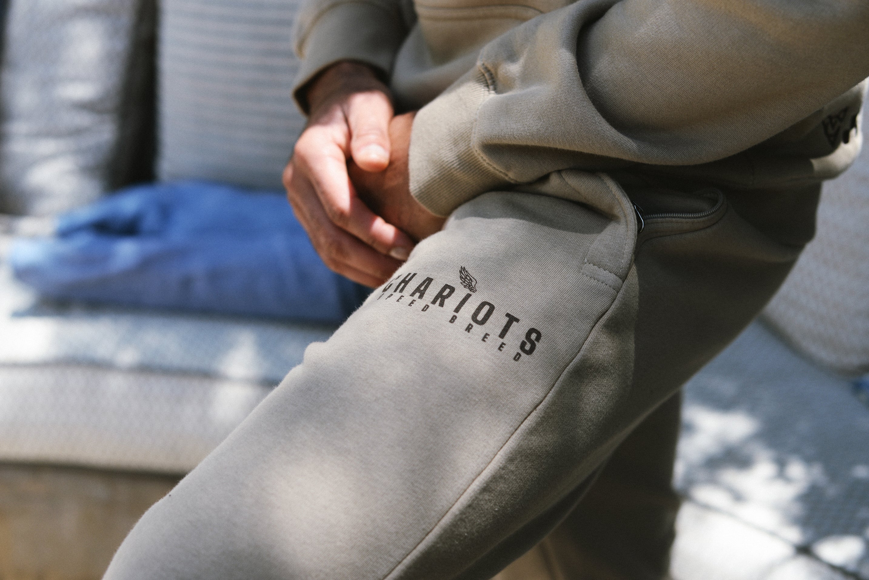 WINGS ULTIMAE PREMIUM SWEATPANTS (Sand)