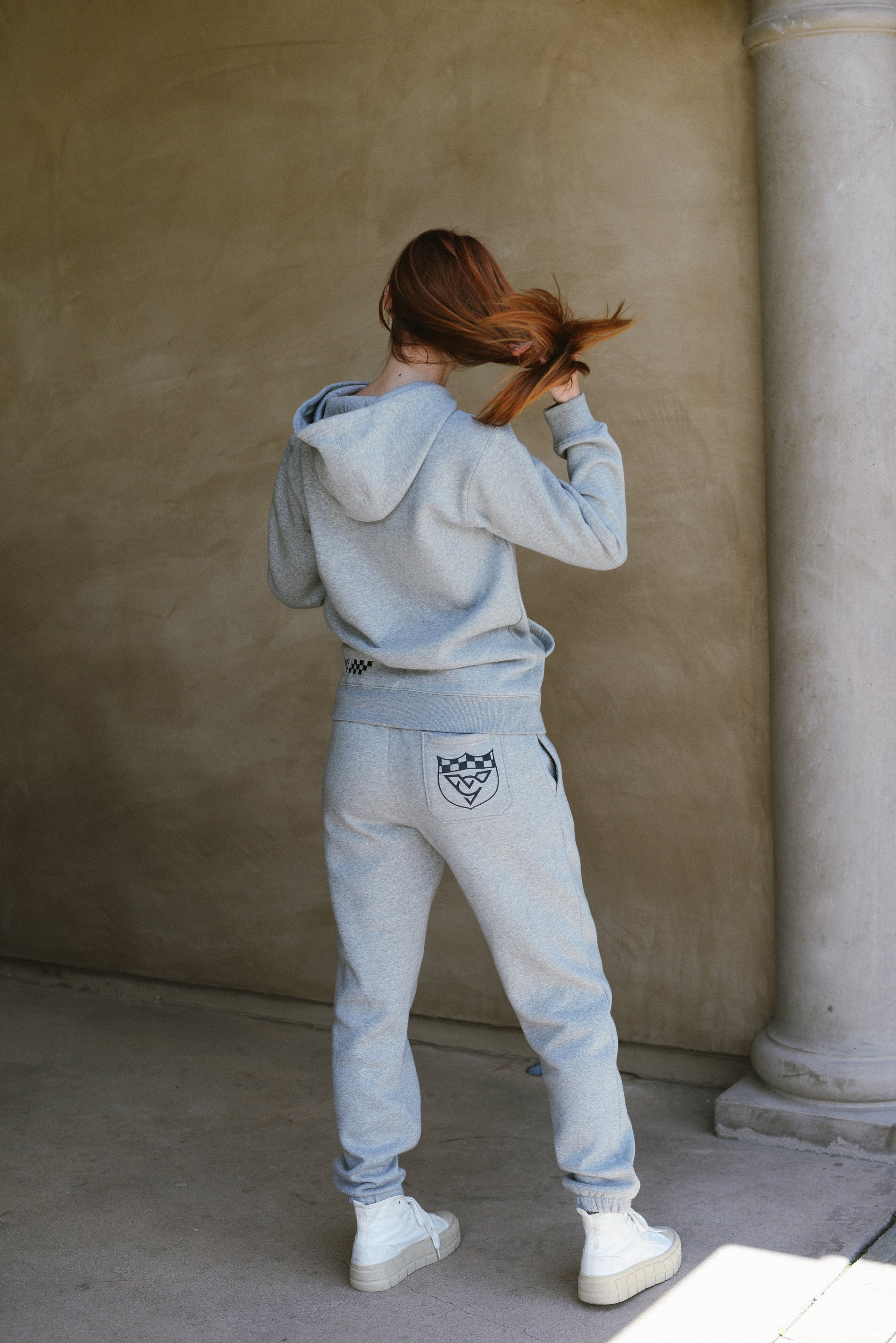 WINGS ULTIMAE PREMIUM PULLOVER HOODIE (Heather Grey)