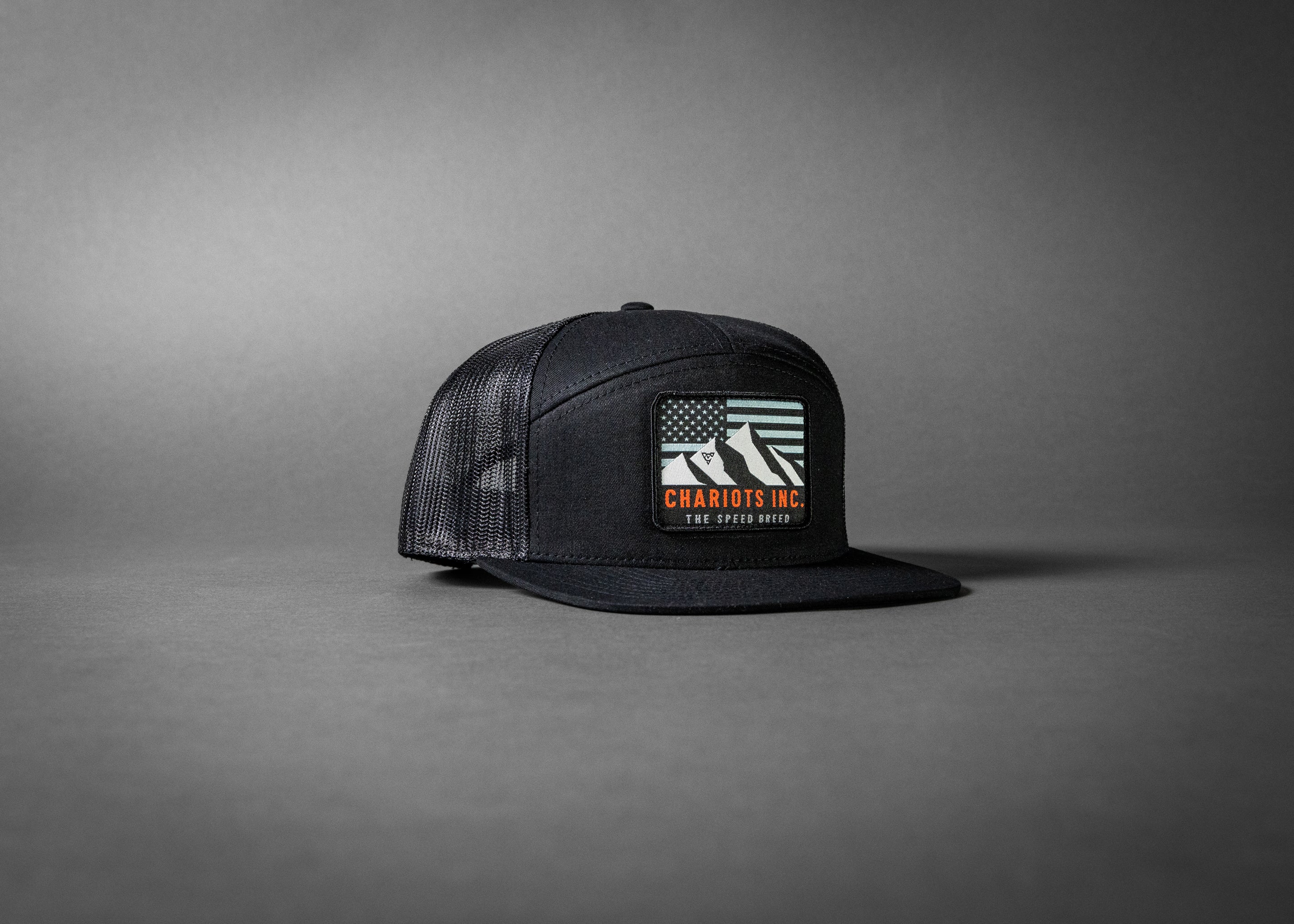 HIVERANNO MOUNTAINEER (Black/Black Premium 7-Panel Trucker Hat)