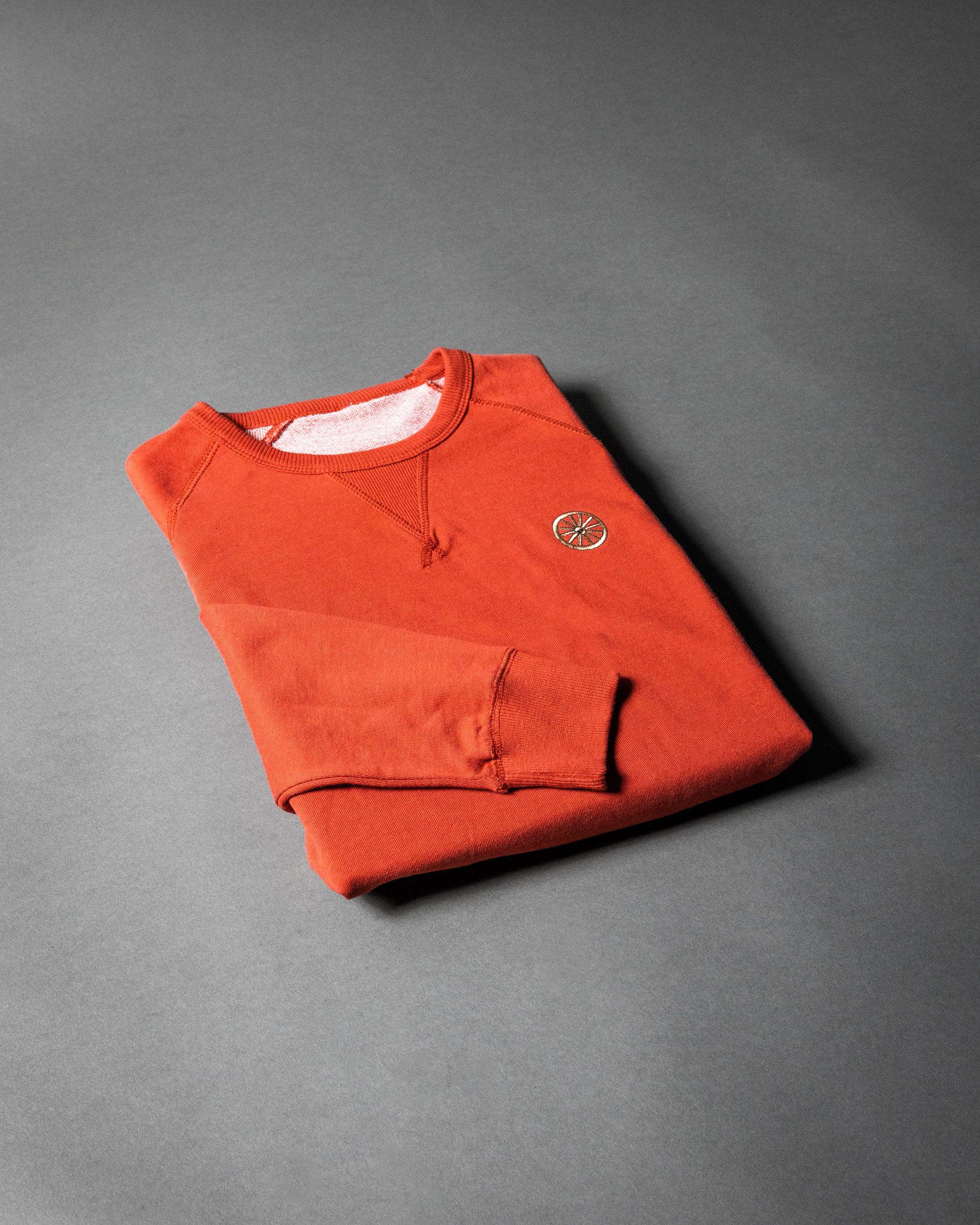 CHARIOTS EMBROIDERED UNISEX FRENCH TERRY CREW NECK SWEATER (Spice Red)