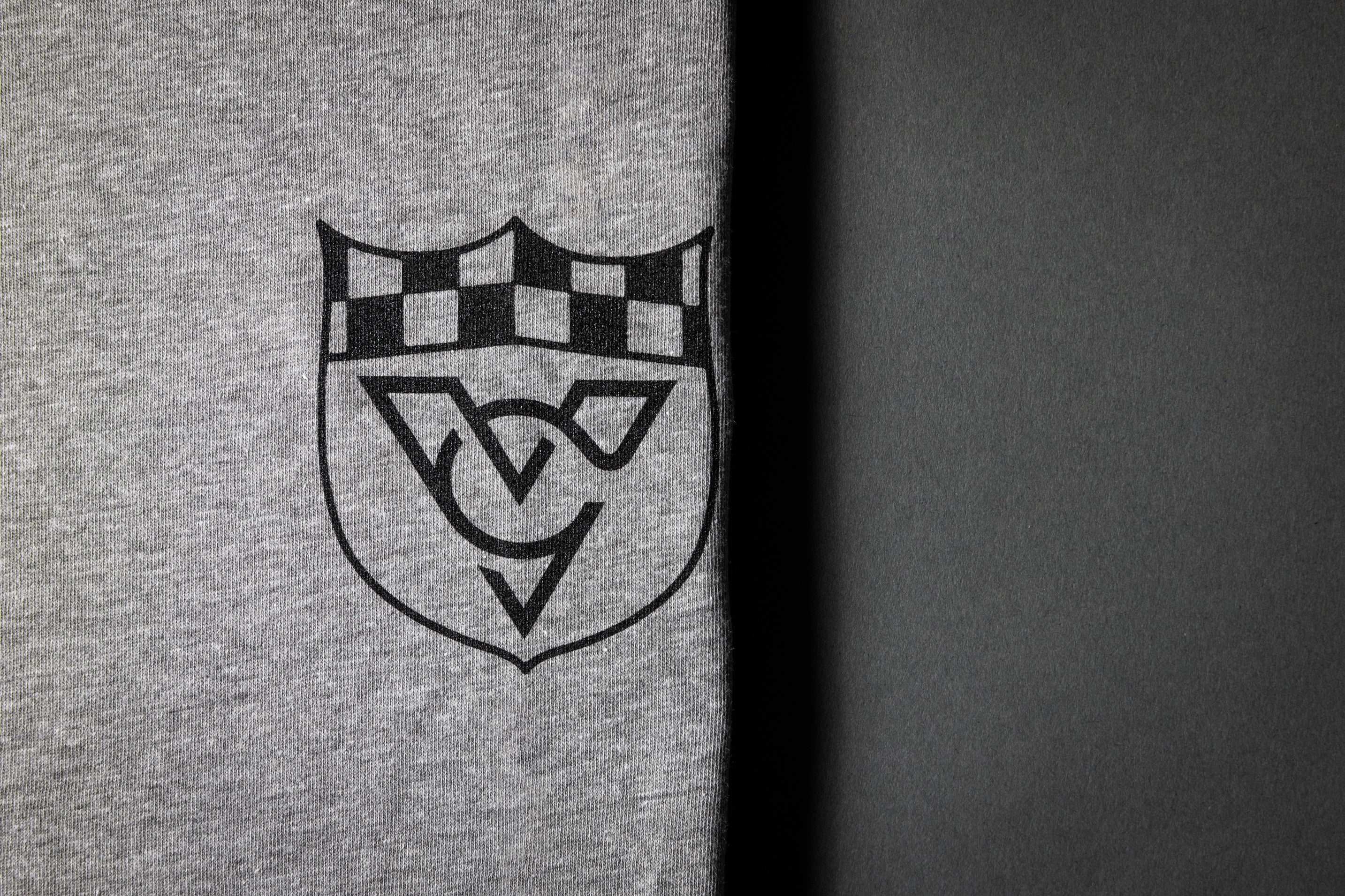 CHECKERED FLAG WOMENS BOYFRIEND TEE (Carbon Grey)