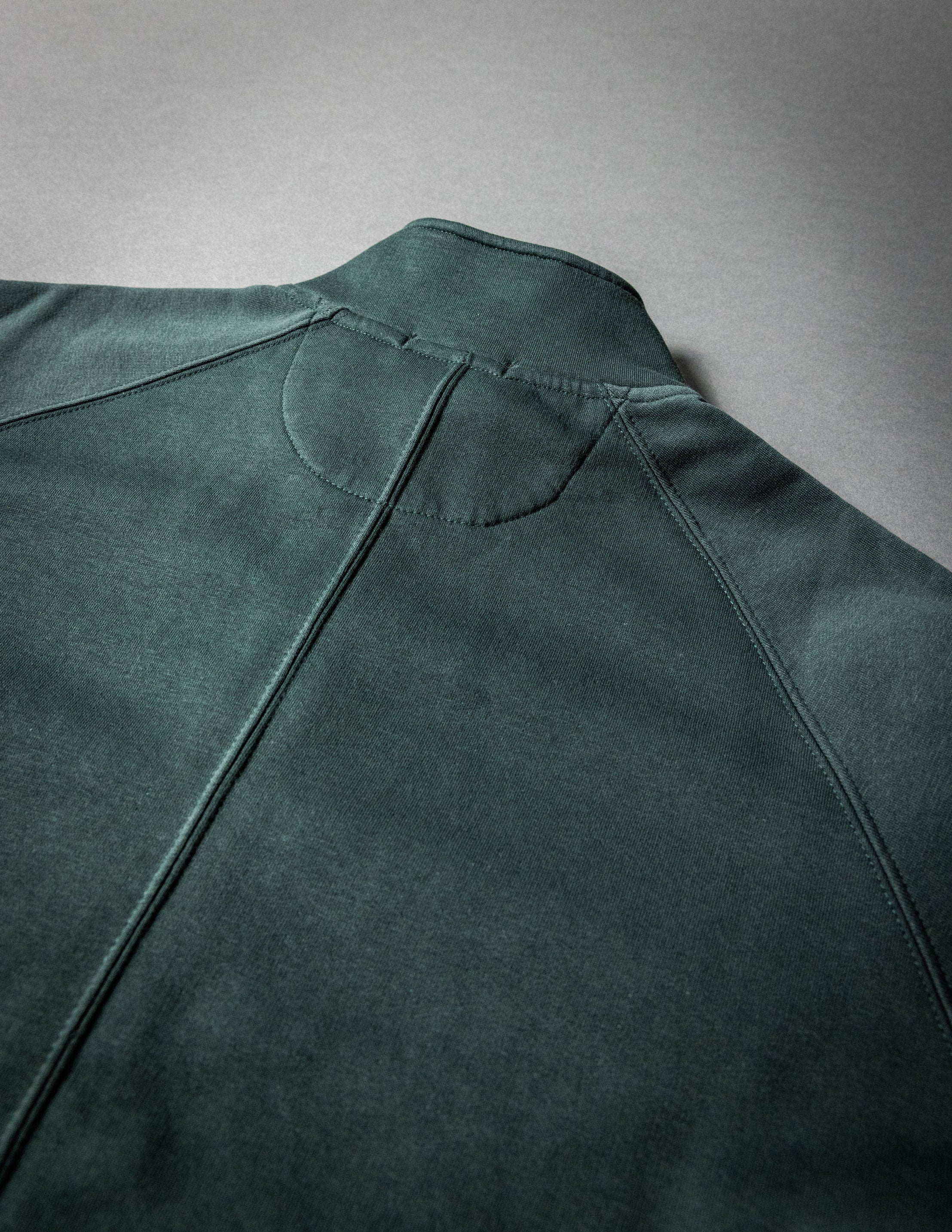 SPEED BREED PREMIUM FULL-ZIP TRACK JACKET (Hunter Green/Light Gold)