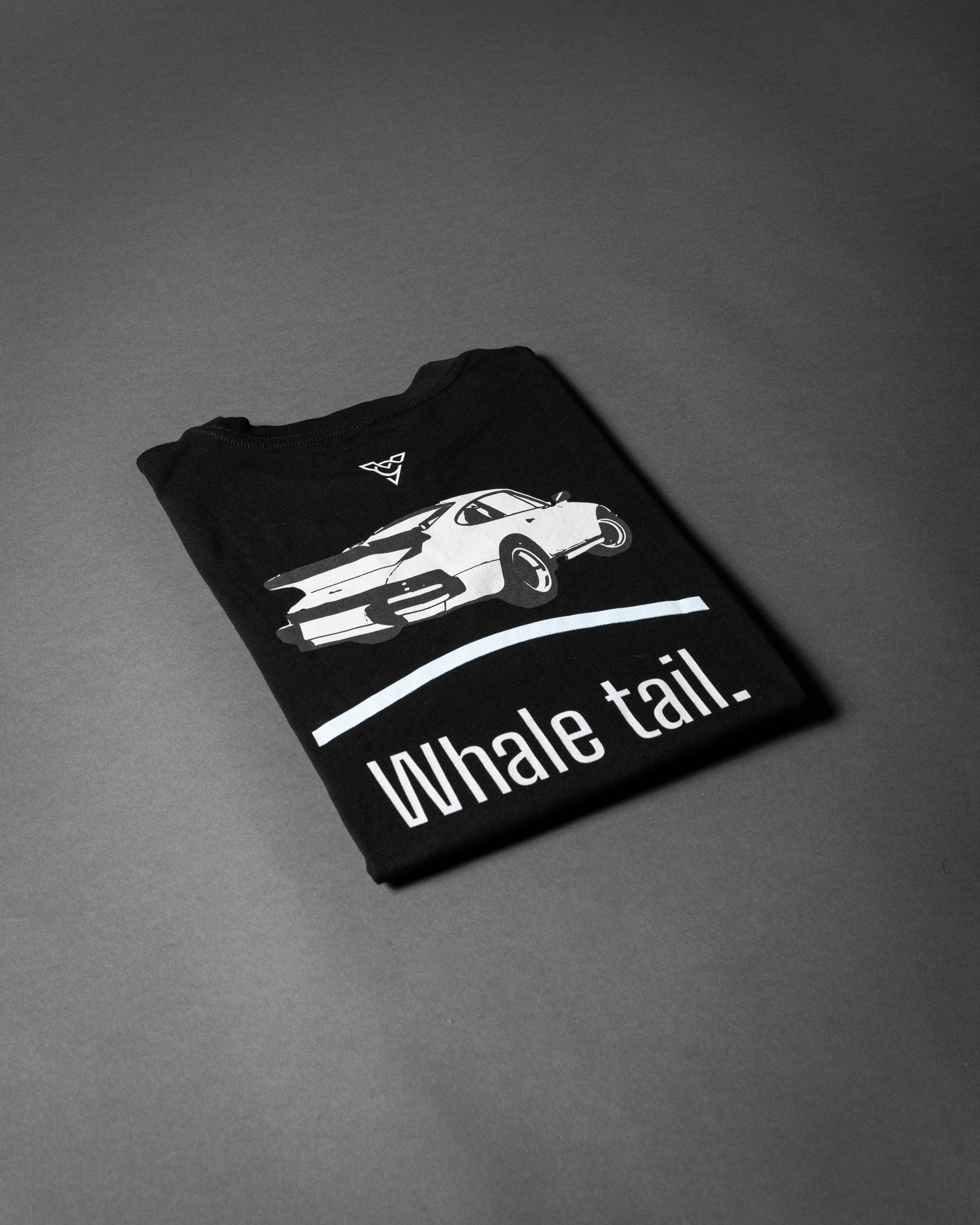 WHALE TAIL WOMENS BOYFRIEND TEE (Black)