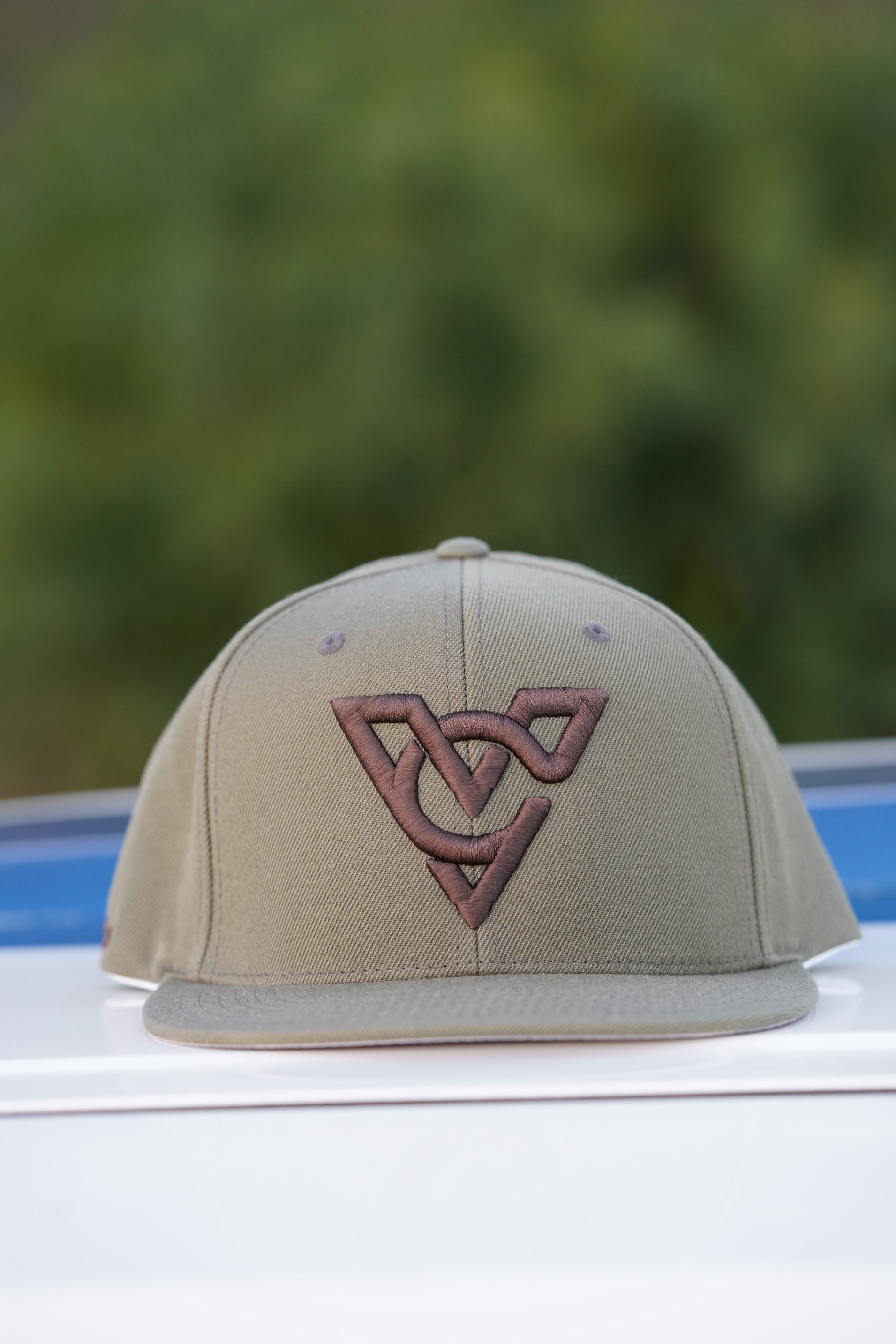 VC PUFF HAT (Loden Green/Burnt Sienna Puff)
