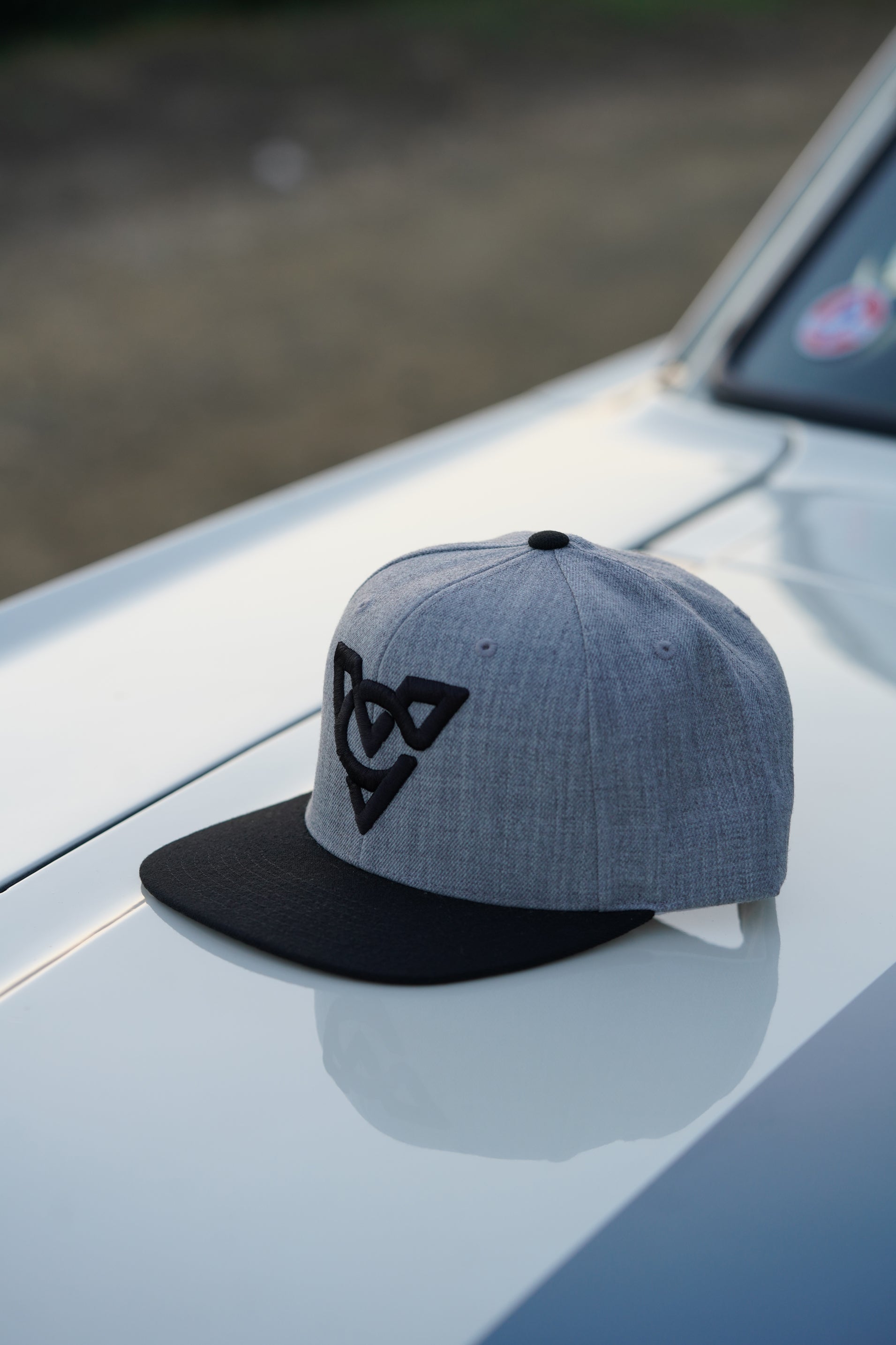 VC PUFF HAT (Heather Grey/Black Puff)
