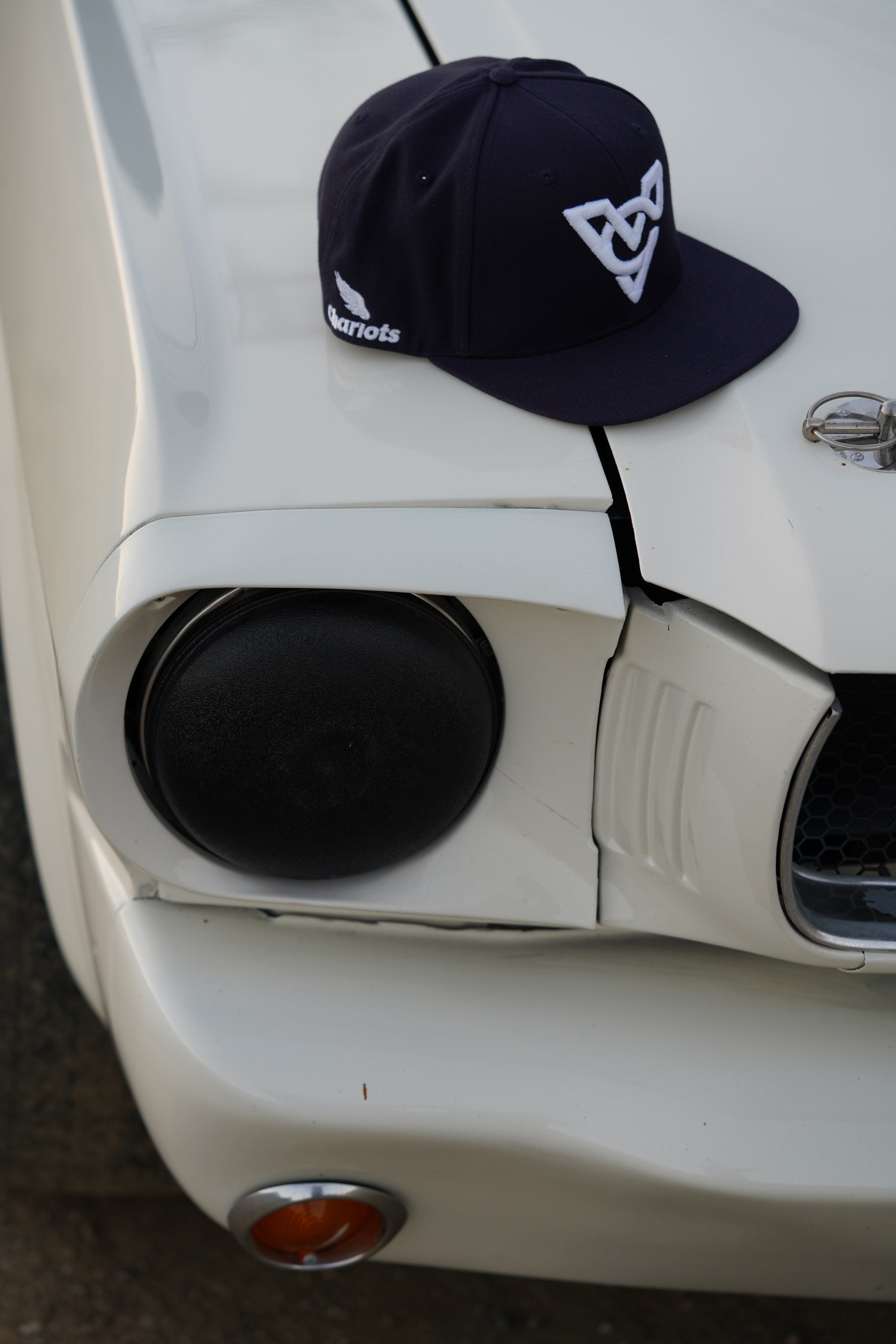 VC PUFF HAT (Navy/White Puff)