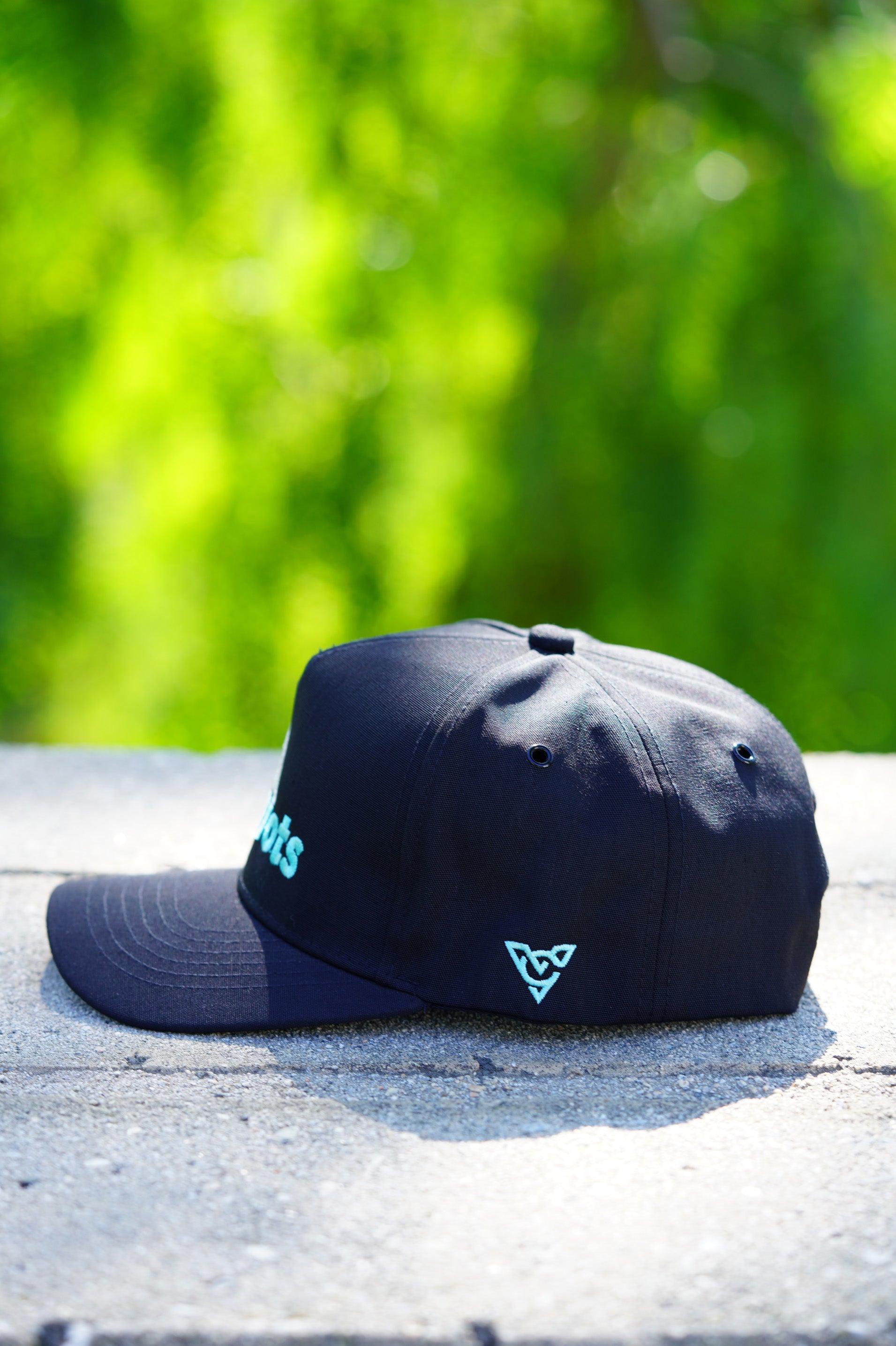 ZEPHYR COTTON CANVAS HAT (Black/Aqua/Powder)
