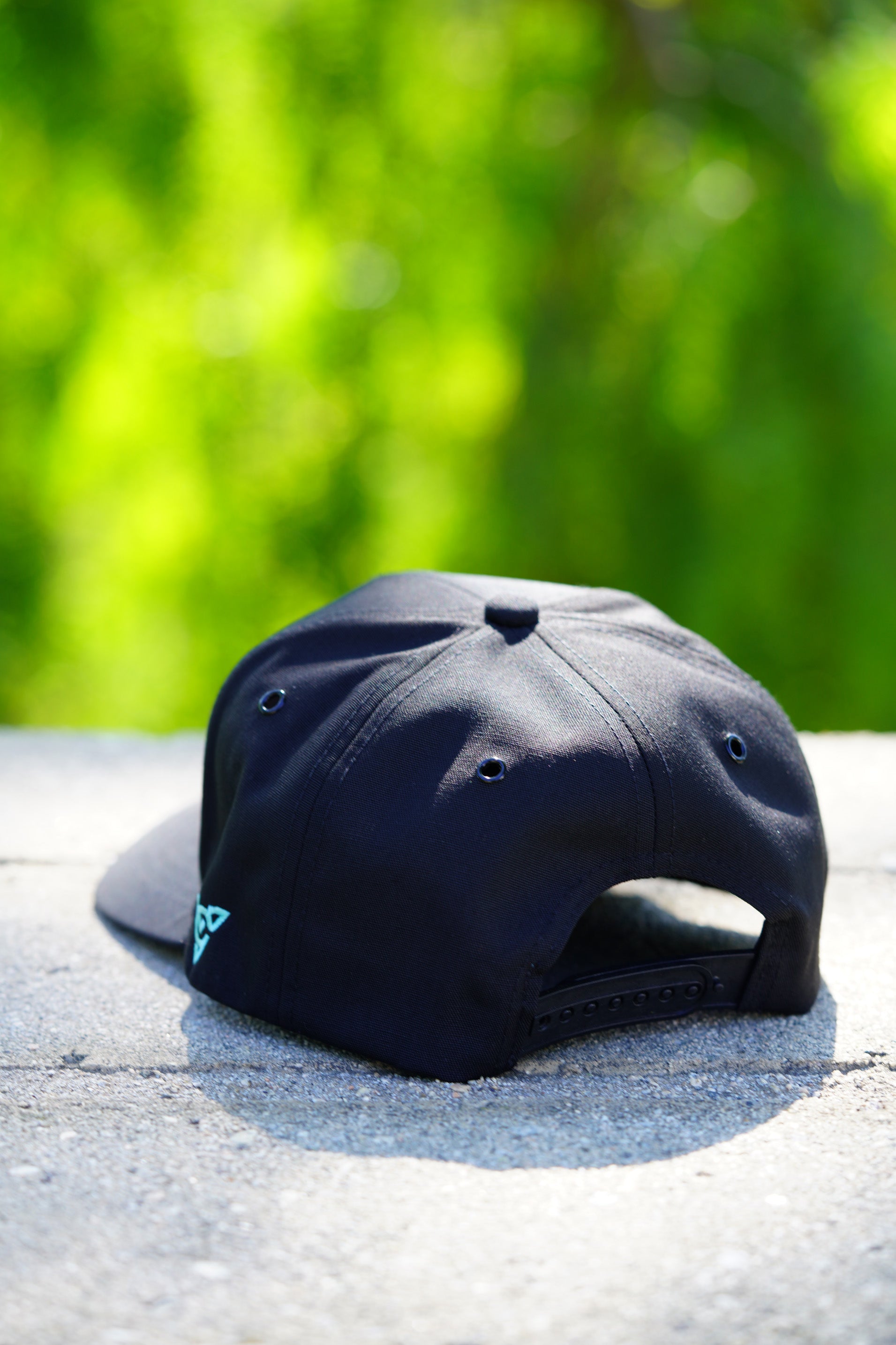 ZEPHYR COTTON CANVAS HAT (Black/Aqua/Powder)