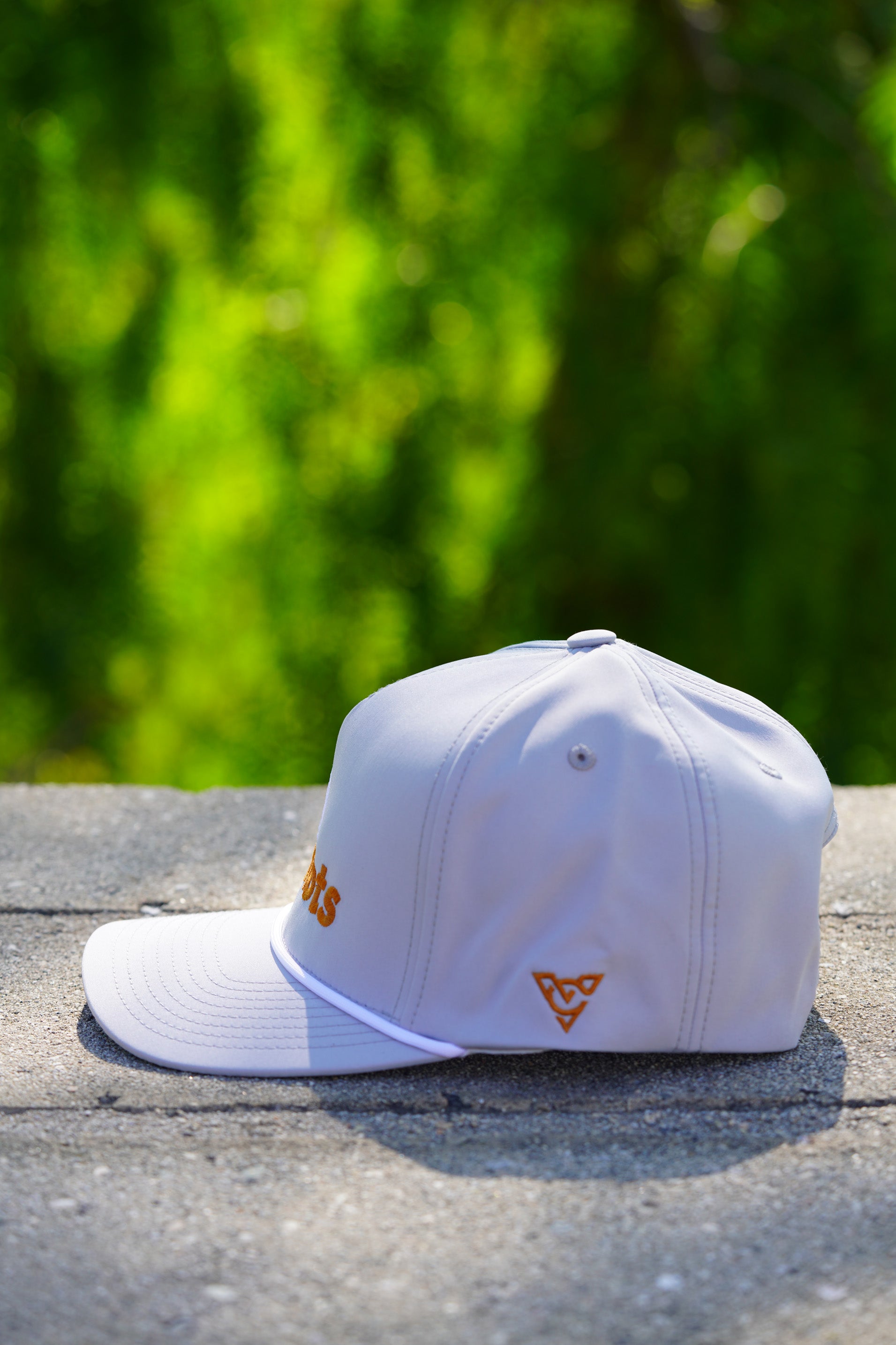 ZEPHYR WEEKENDER HAT (Silver/Bronze/White)