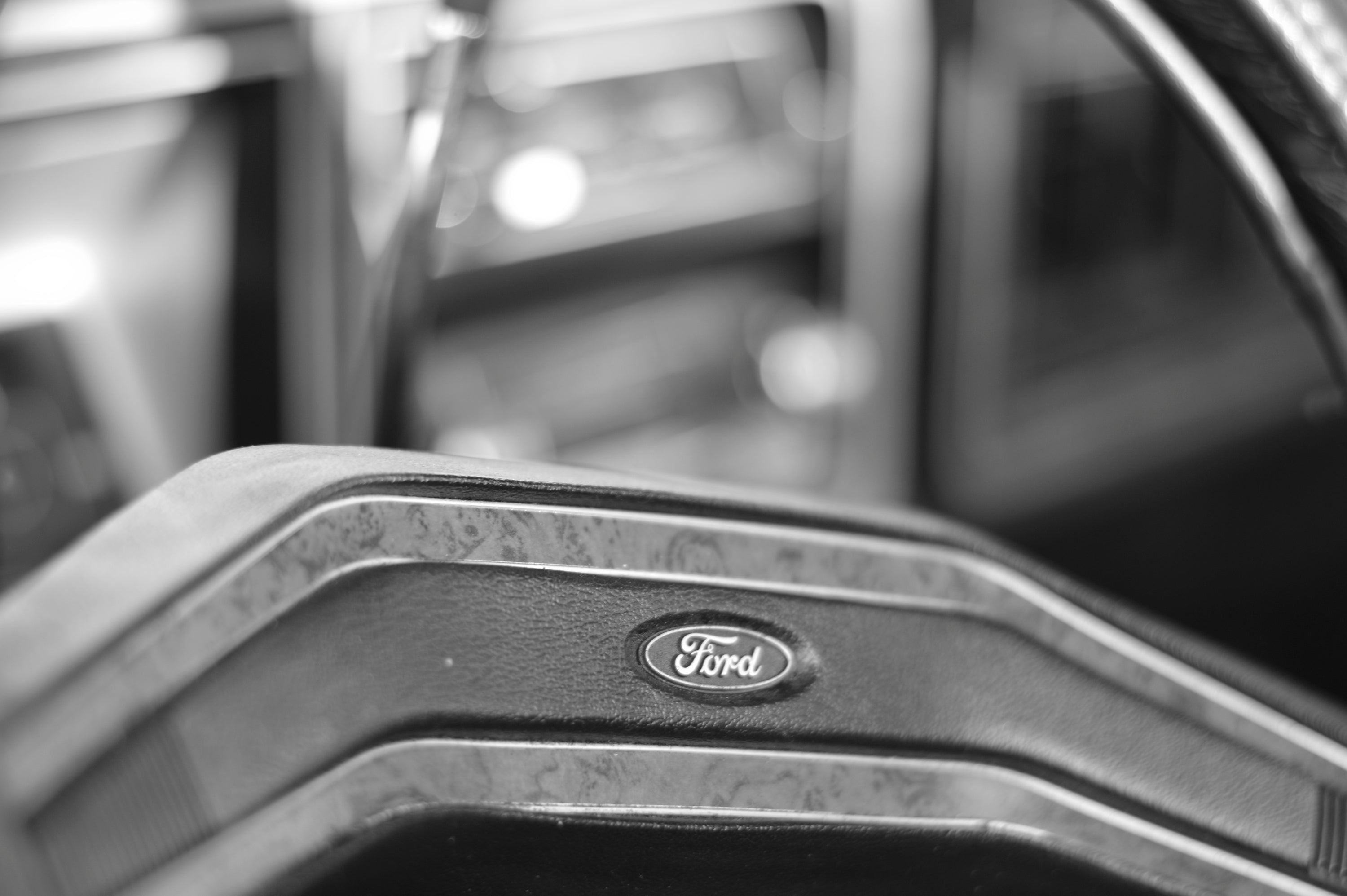 1978 Ford F-250 4x4 Lariat White/Gold FINE ART PRINT