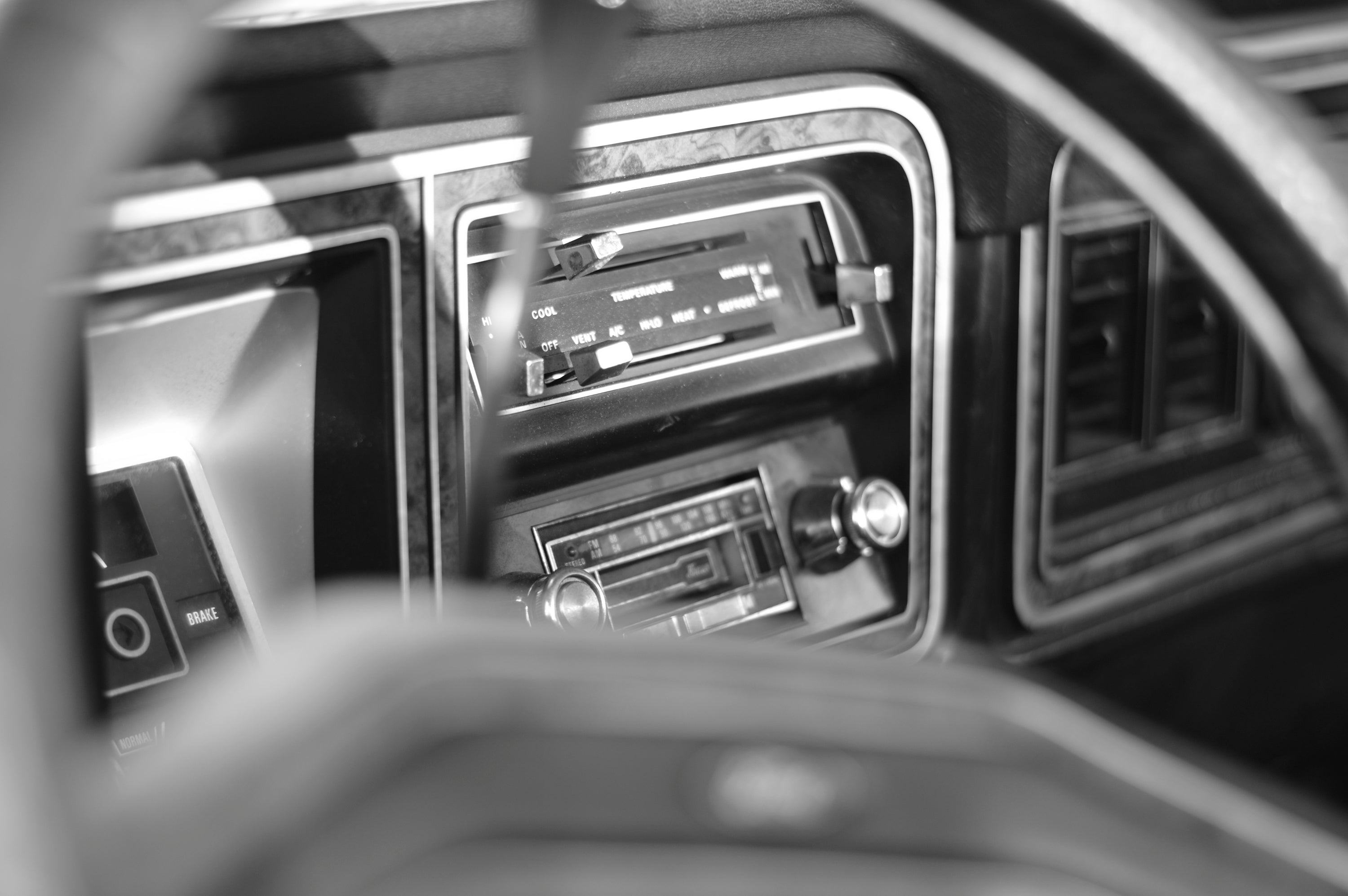 1978 Ford F-250 4x4 Lariat White/Gold FINE ART PRINT