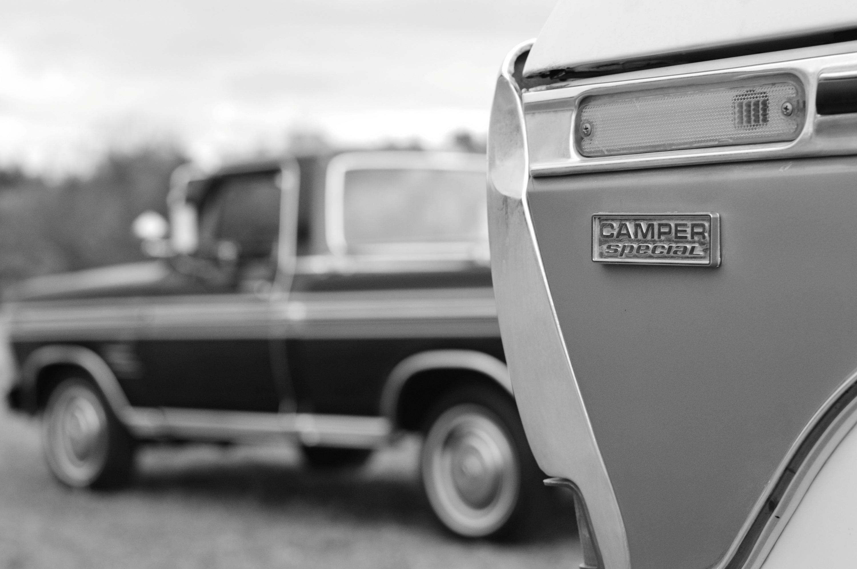 1978 Ford F-250 4x4 Lariat White/Gold FINE ART PRINT