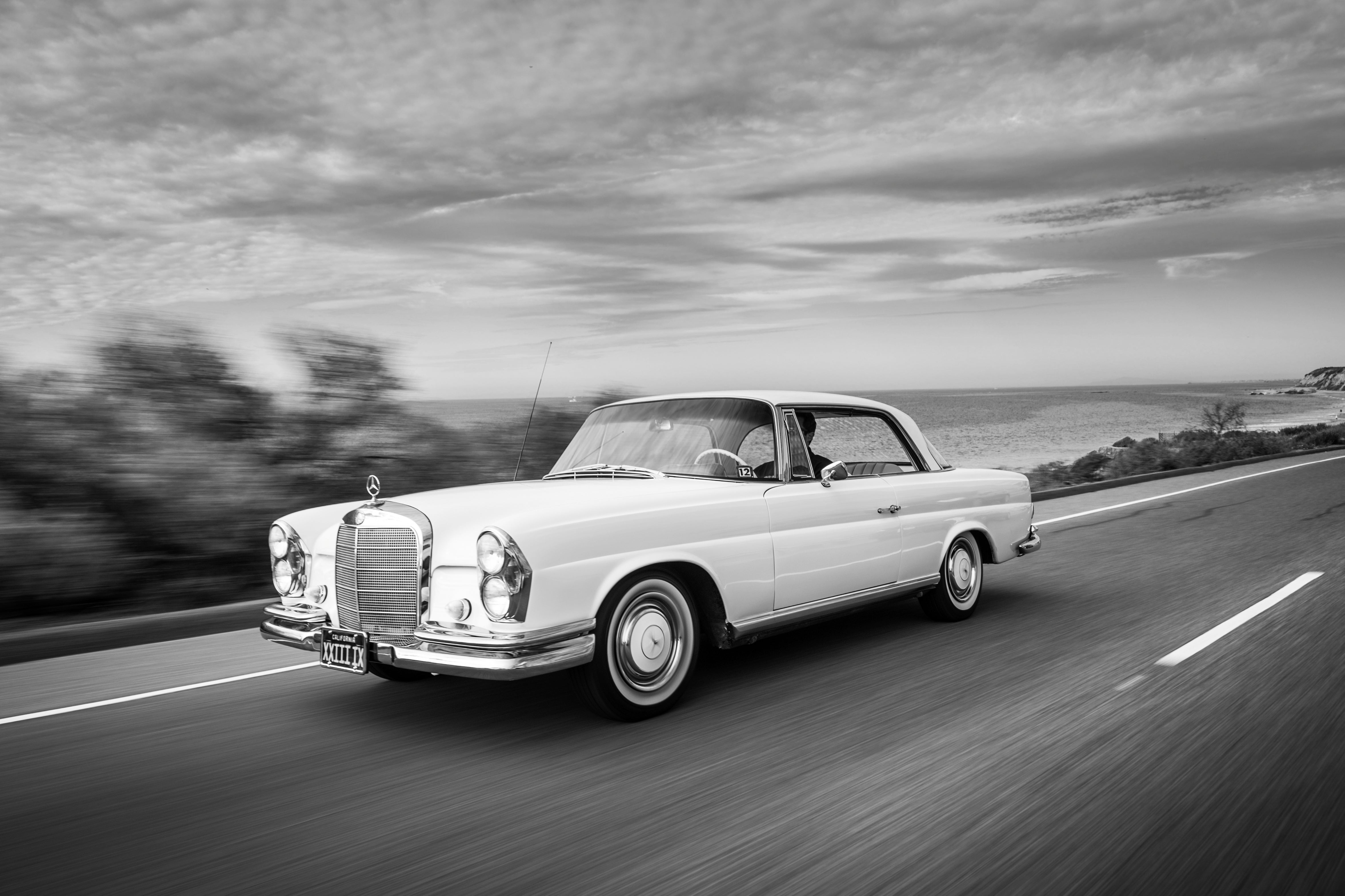 1965 Mercedes-Benz 220SEb Coupe FINE ART PRINT
