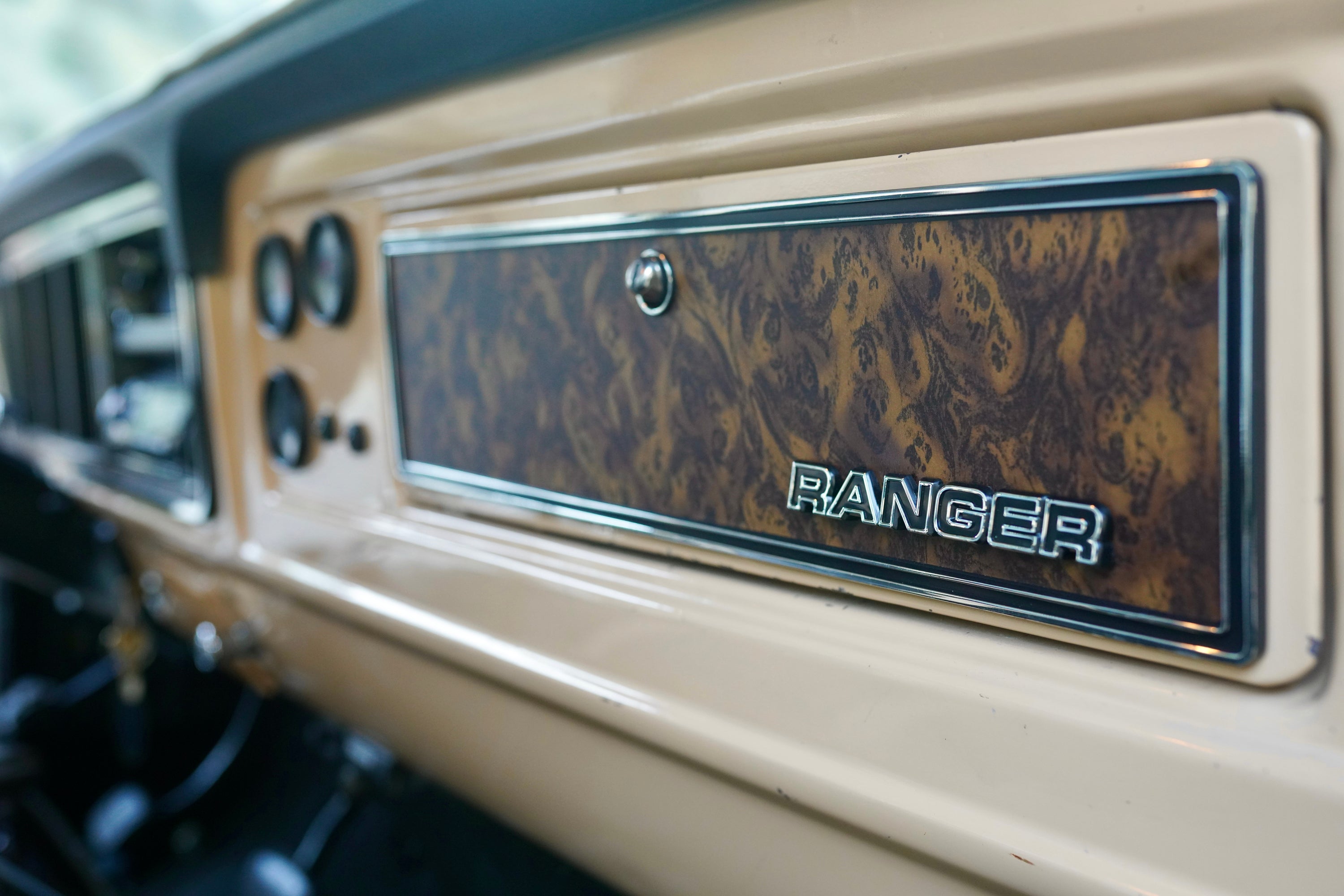 1977 Ford F-150 4x4 Indio Tan FINE ART PRINT