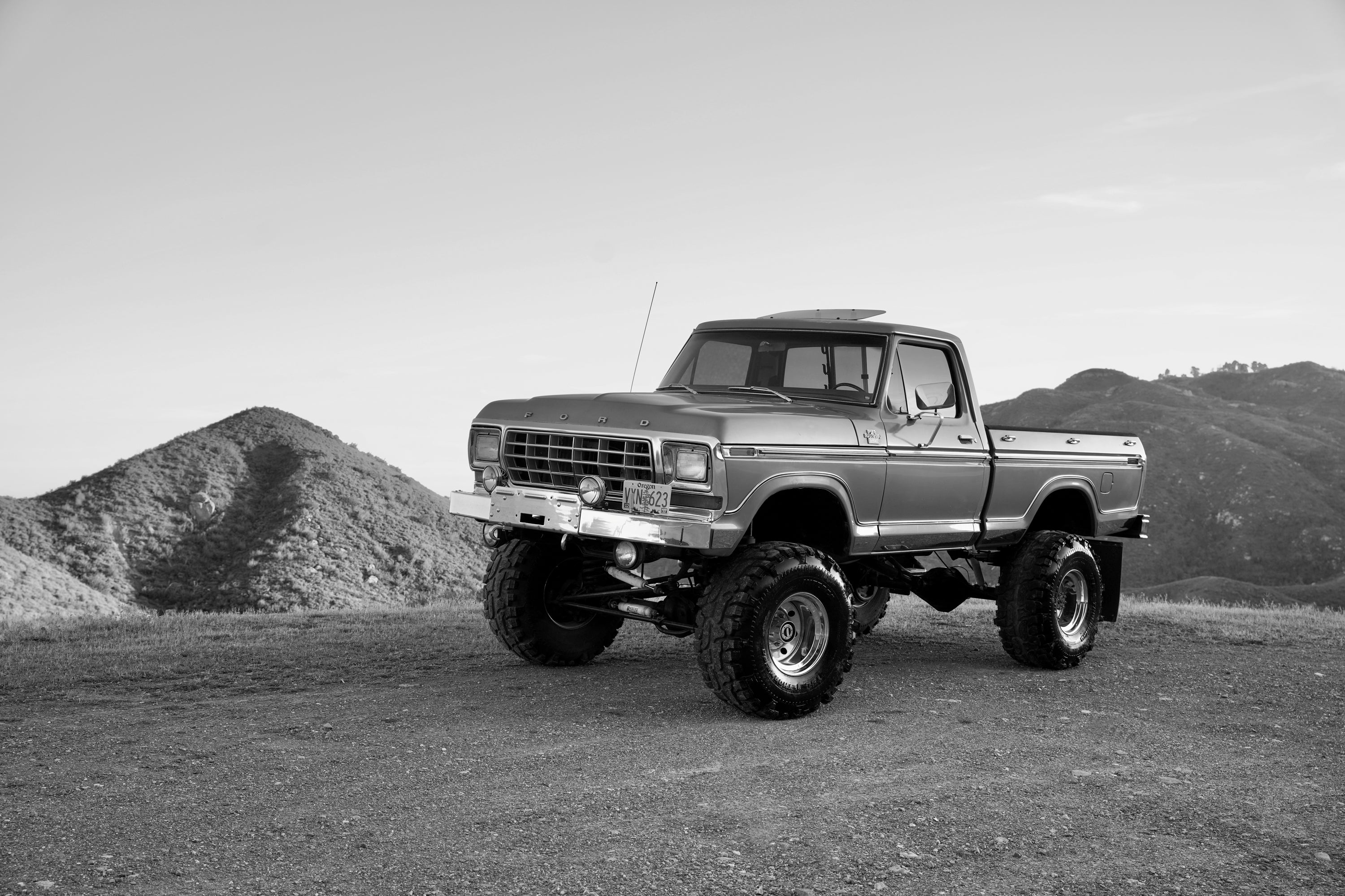 1979 Ford F-150 4x4 Short Bed Gold FINE ART PRINT