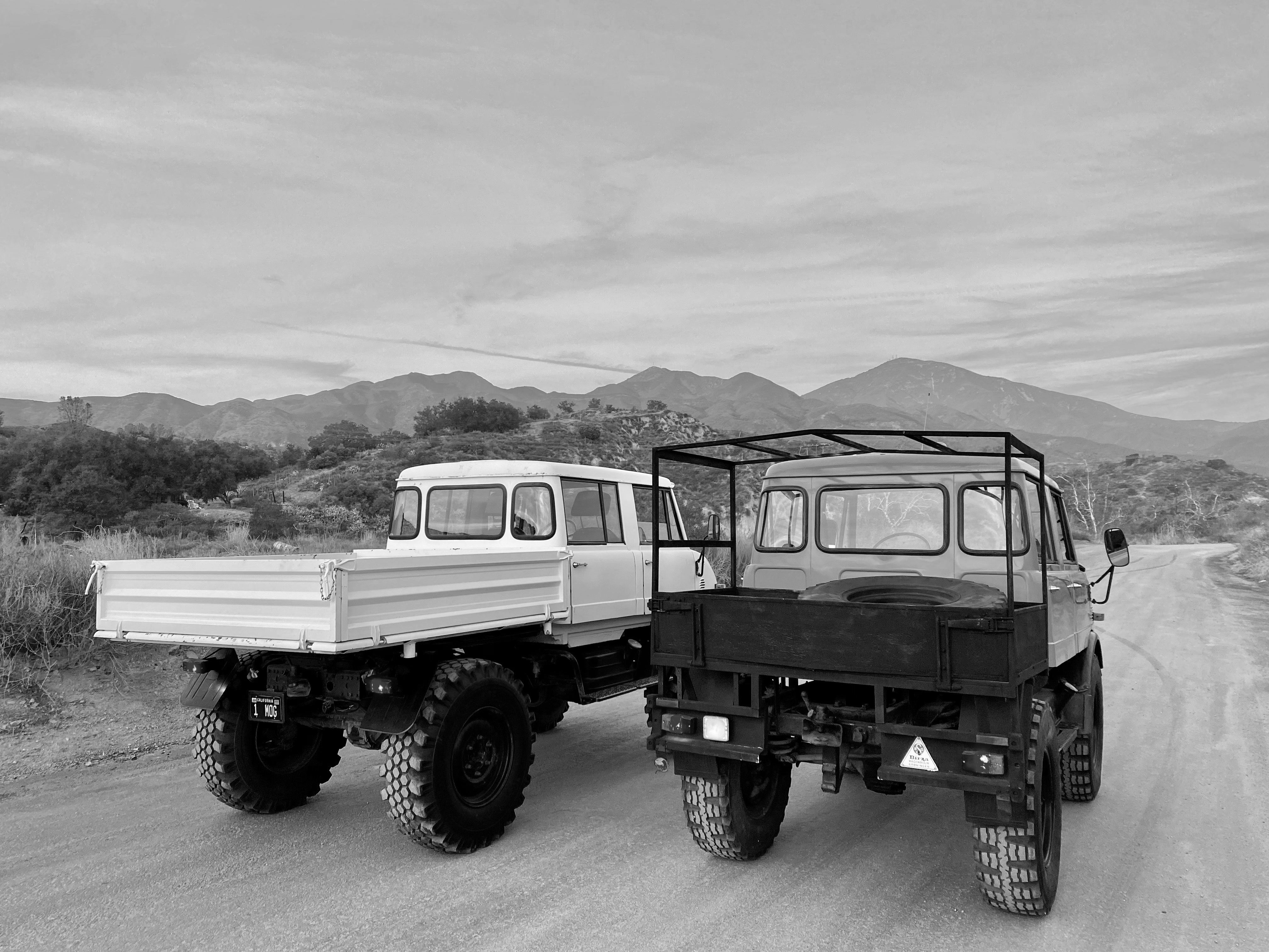 1979 Mercedes-Benz Unimog DOKA Orange FINE ART PRINT