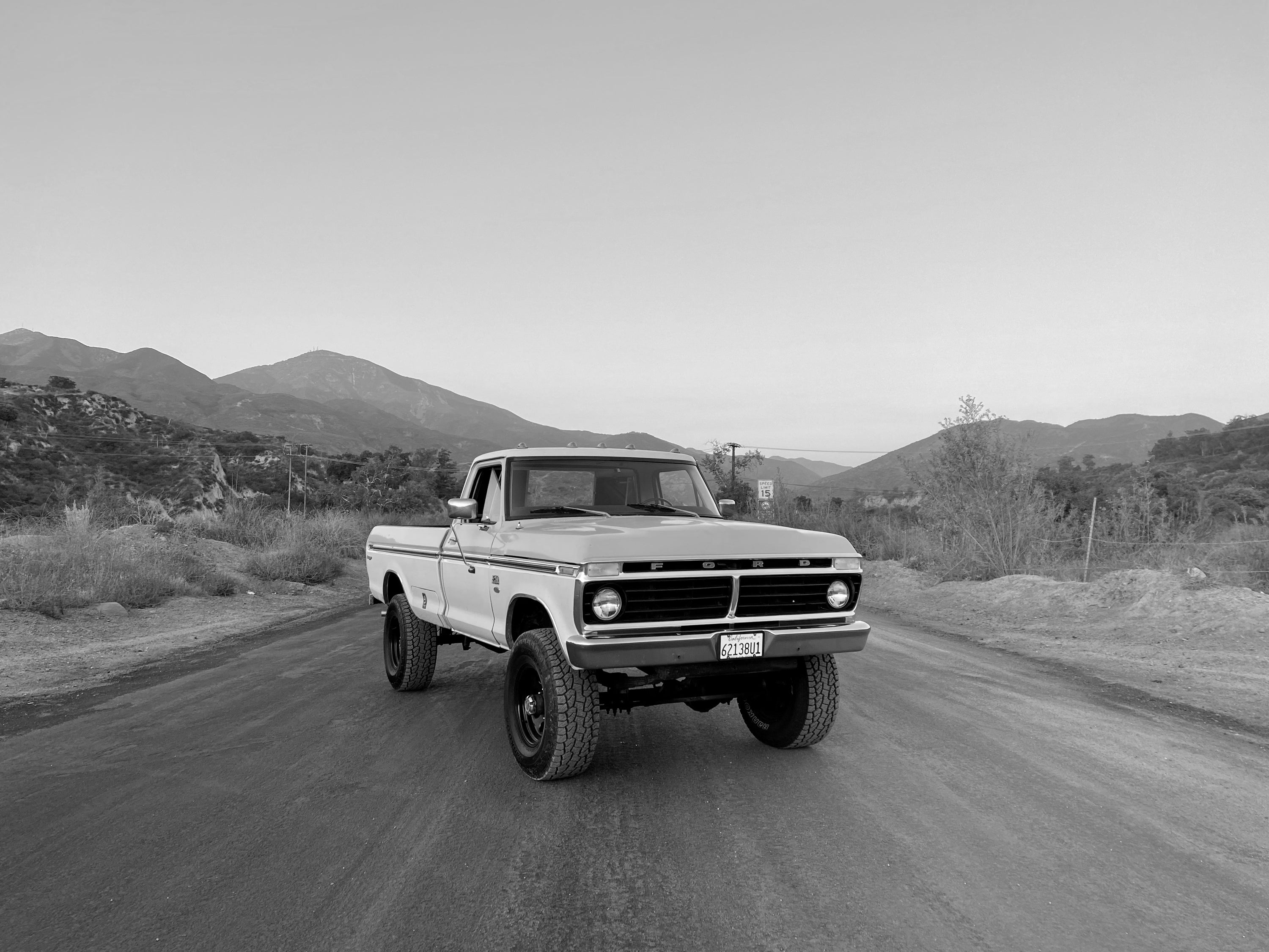1975 Ford F-250 Highboy Wind Blue FINE ART PRINT