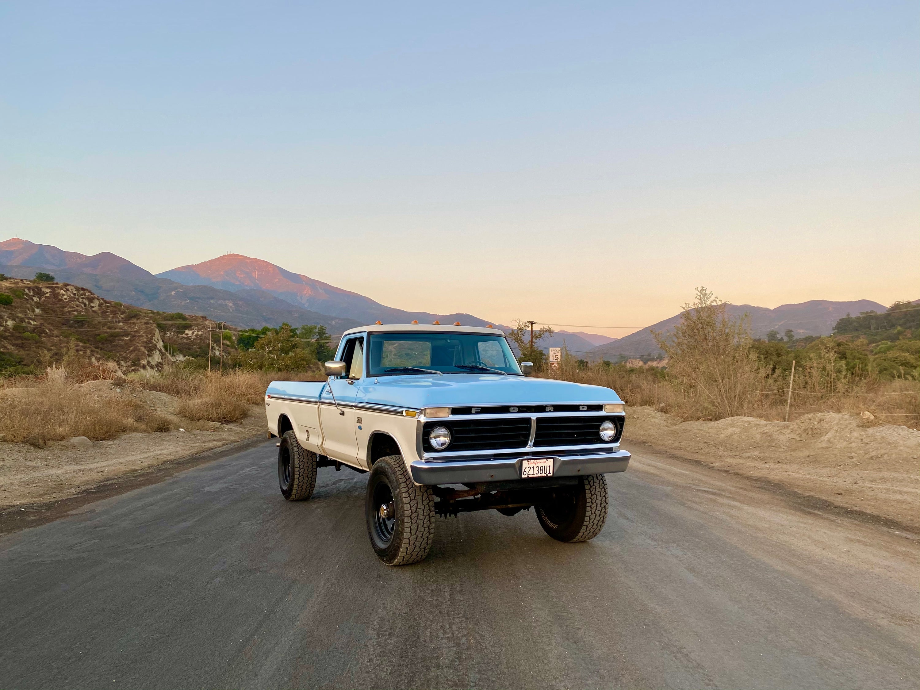 1975 Ford F-250 Highboy Wind Blue FINE ART PRINT