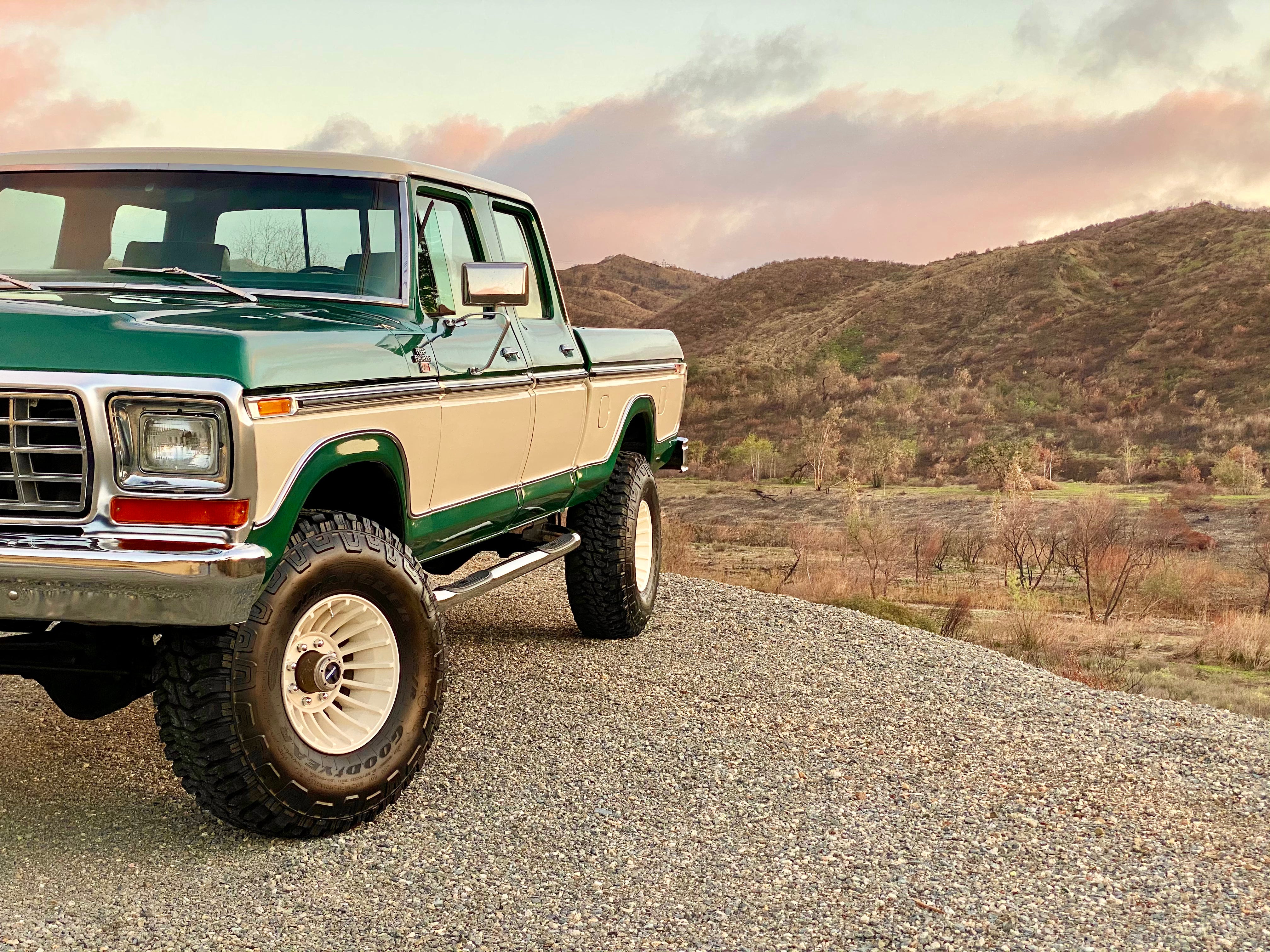 1978 Ford F-250 Crew Cab 4x4 Green FINE ART PRINT
