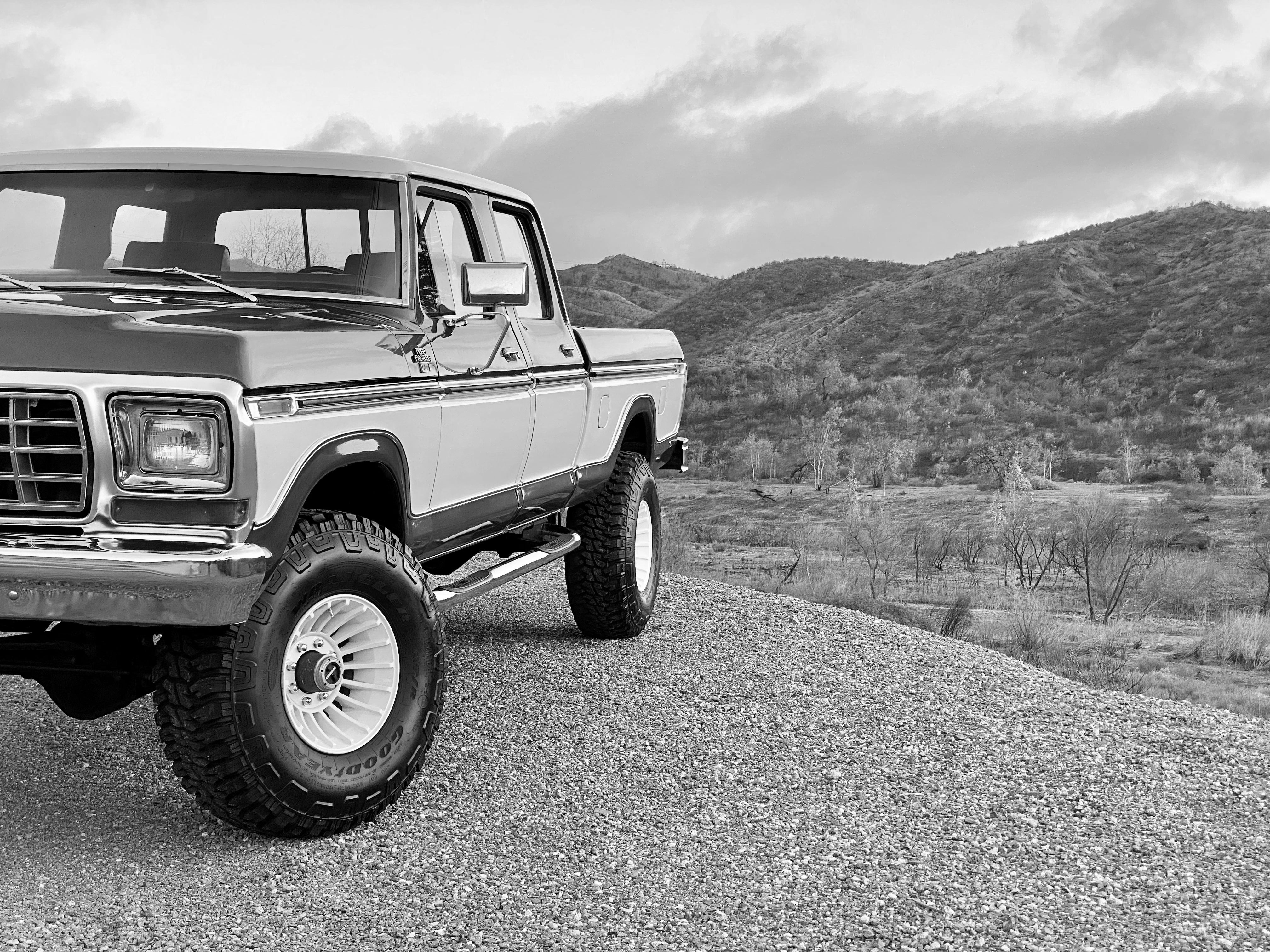 1978 Ford F-250 Crew Cab 4x4 Green FINE ART PRINT