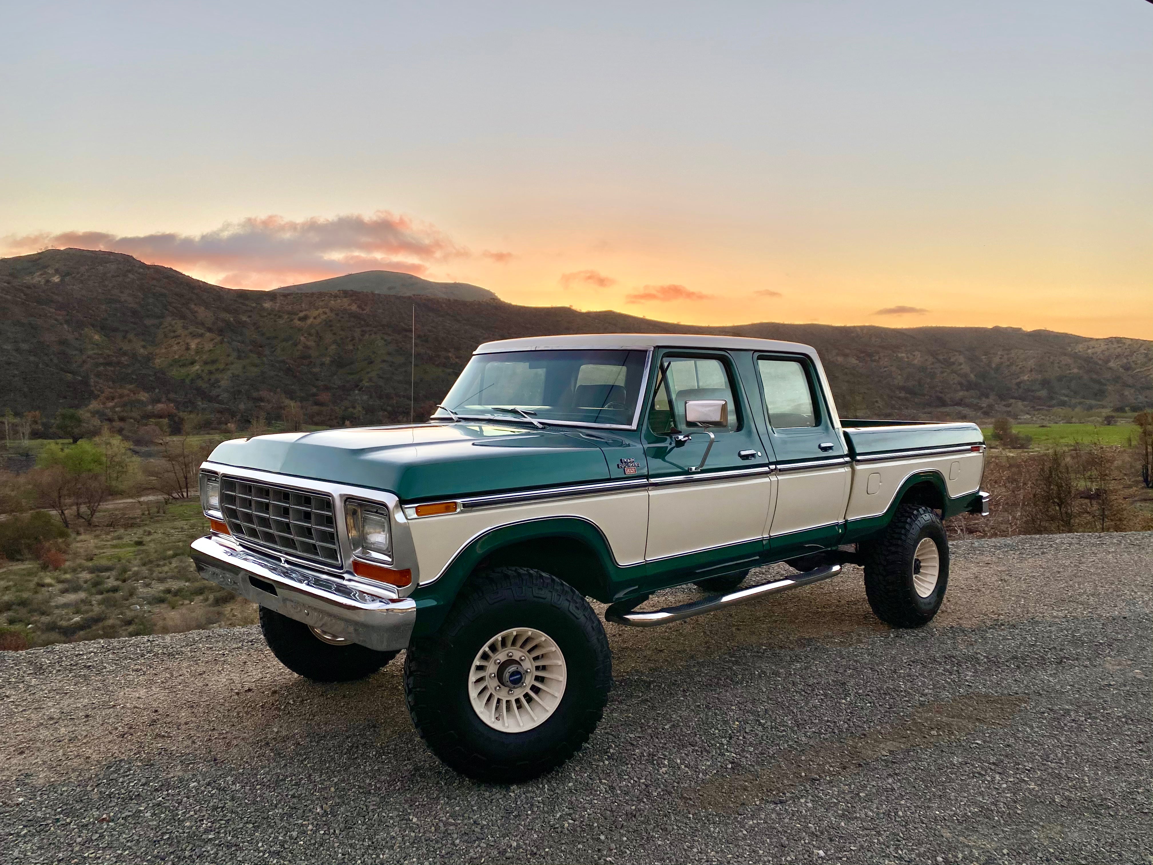1978 Ford F-250 Crew Cab 4x4 Green FINE ART PRINT