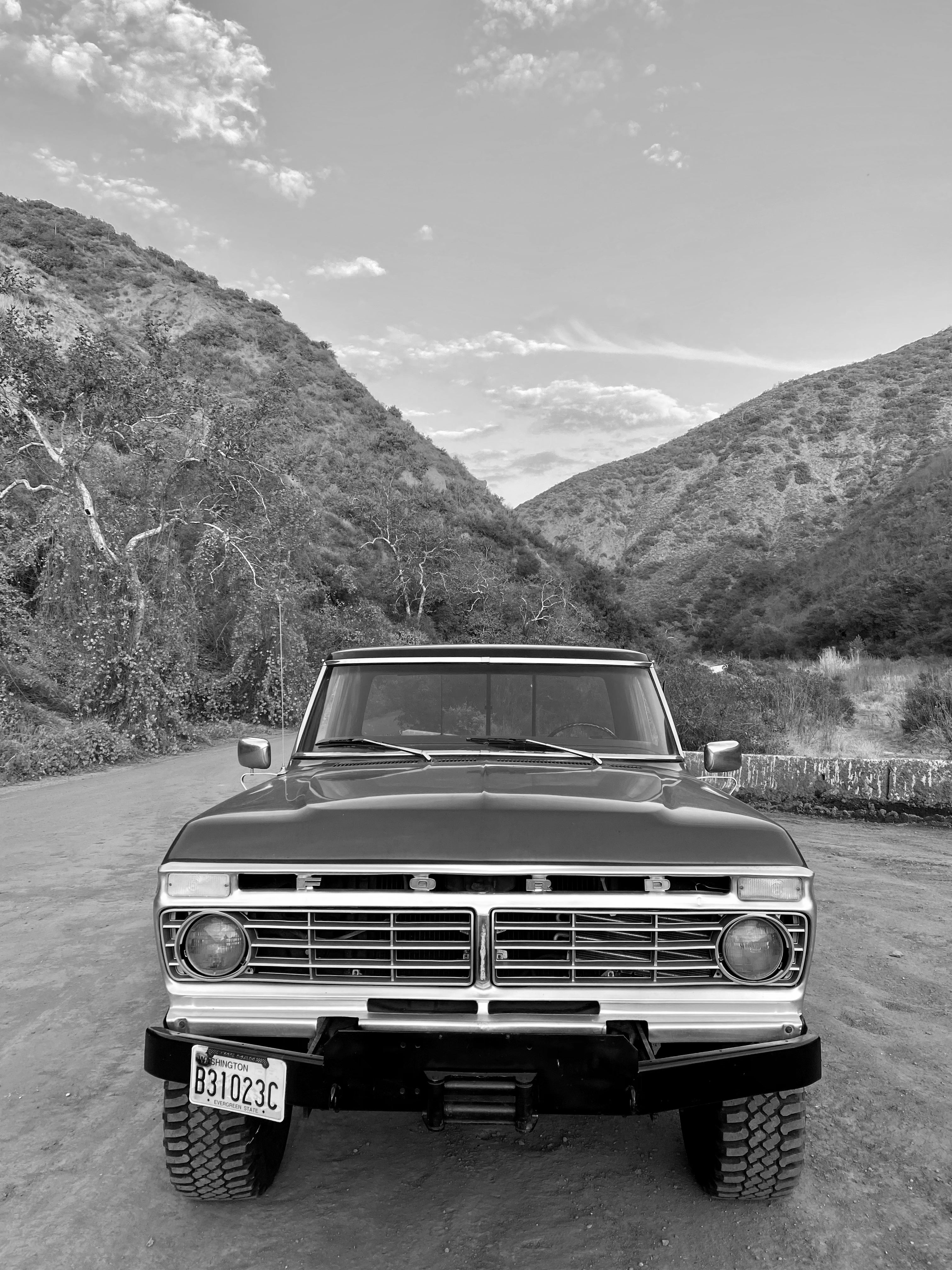 1975 Ford F-250 Highboy Red/Black FINE ART PRINT