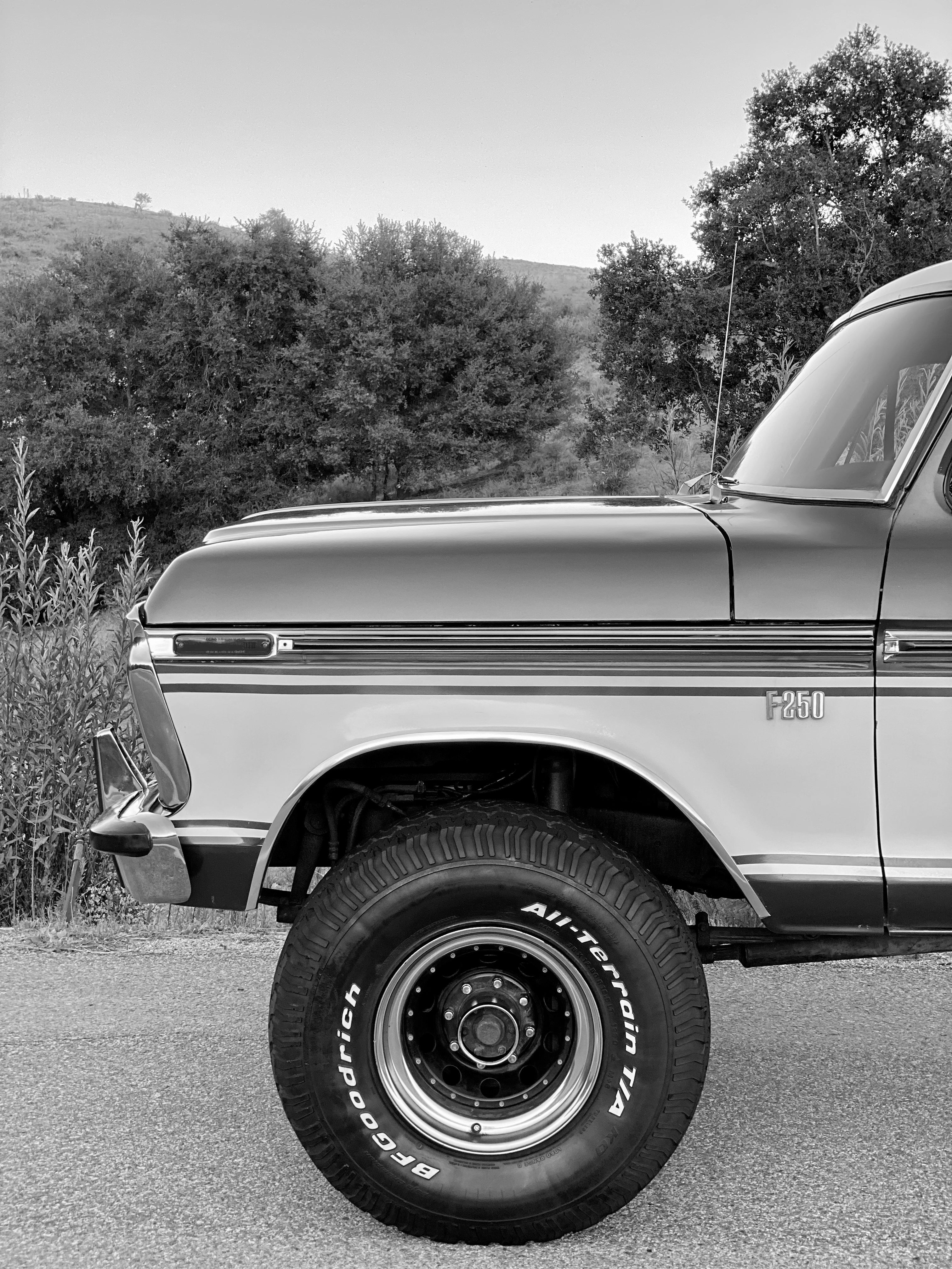 1976 Ford F-250 4x4 Hatteras 2.0 FINE ART PRINT