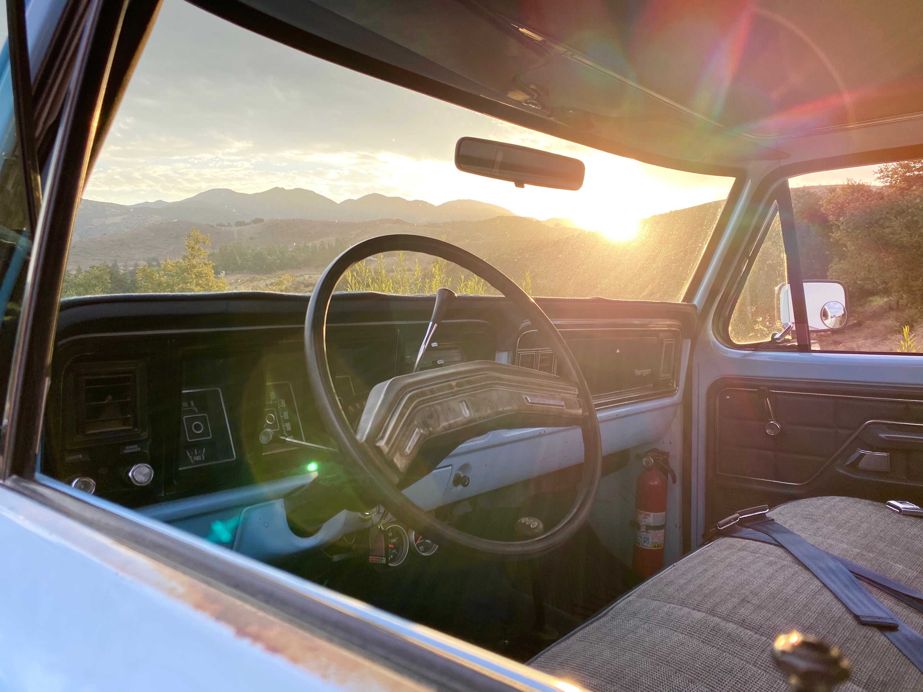 1975 Ford F-250 Highboy Wind Blue FINE ART PRINT