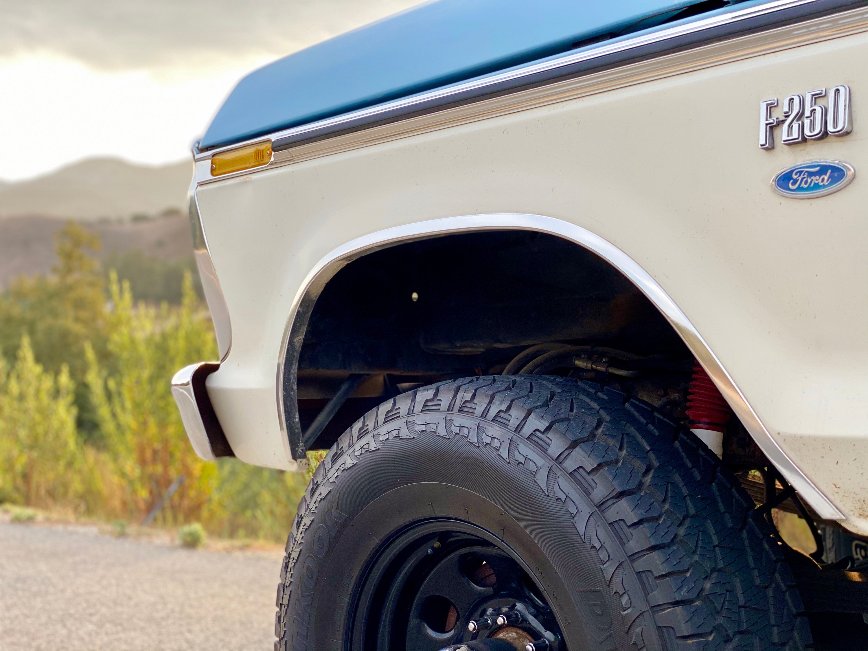 1975 Ford F-250 Highboy Wind Blue FINE ART PRINT