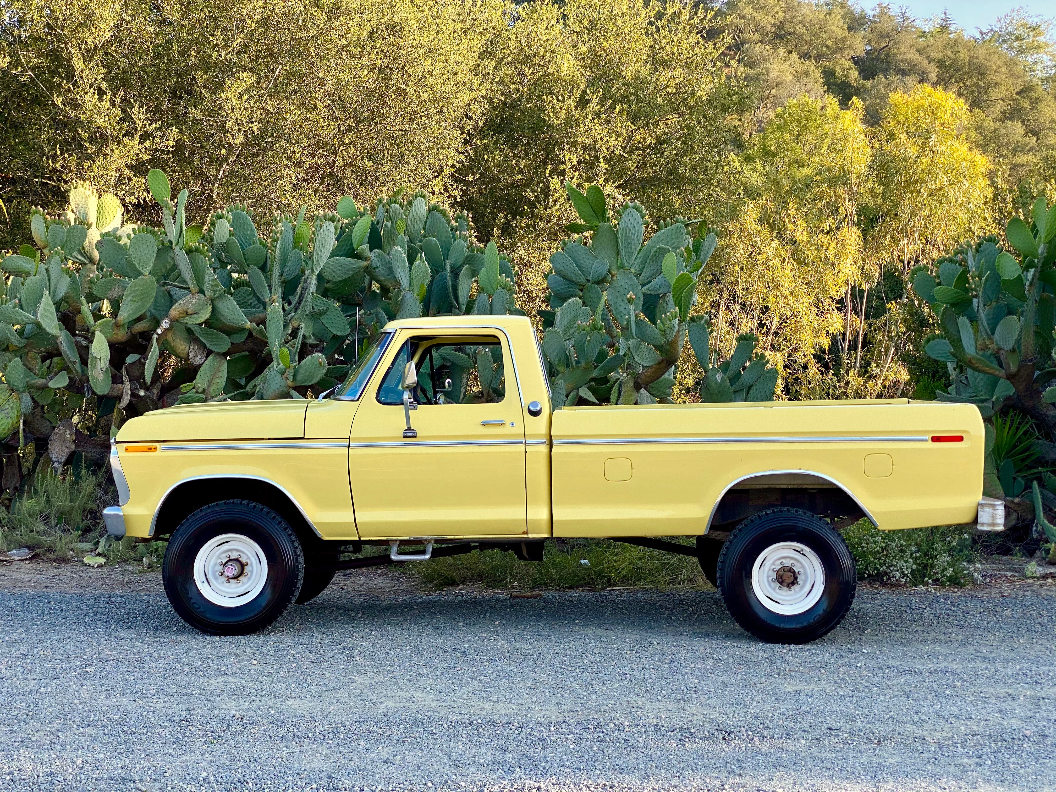 1975 Ford F-250 Highboy Yellow FINE ART PRINT