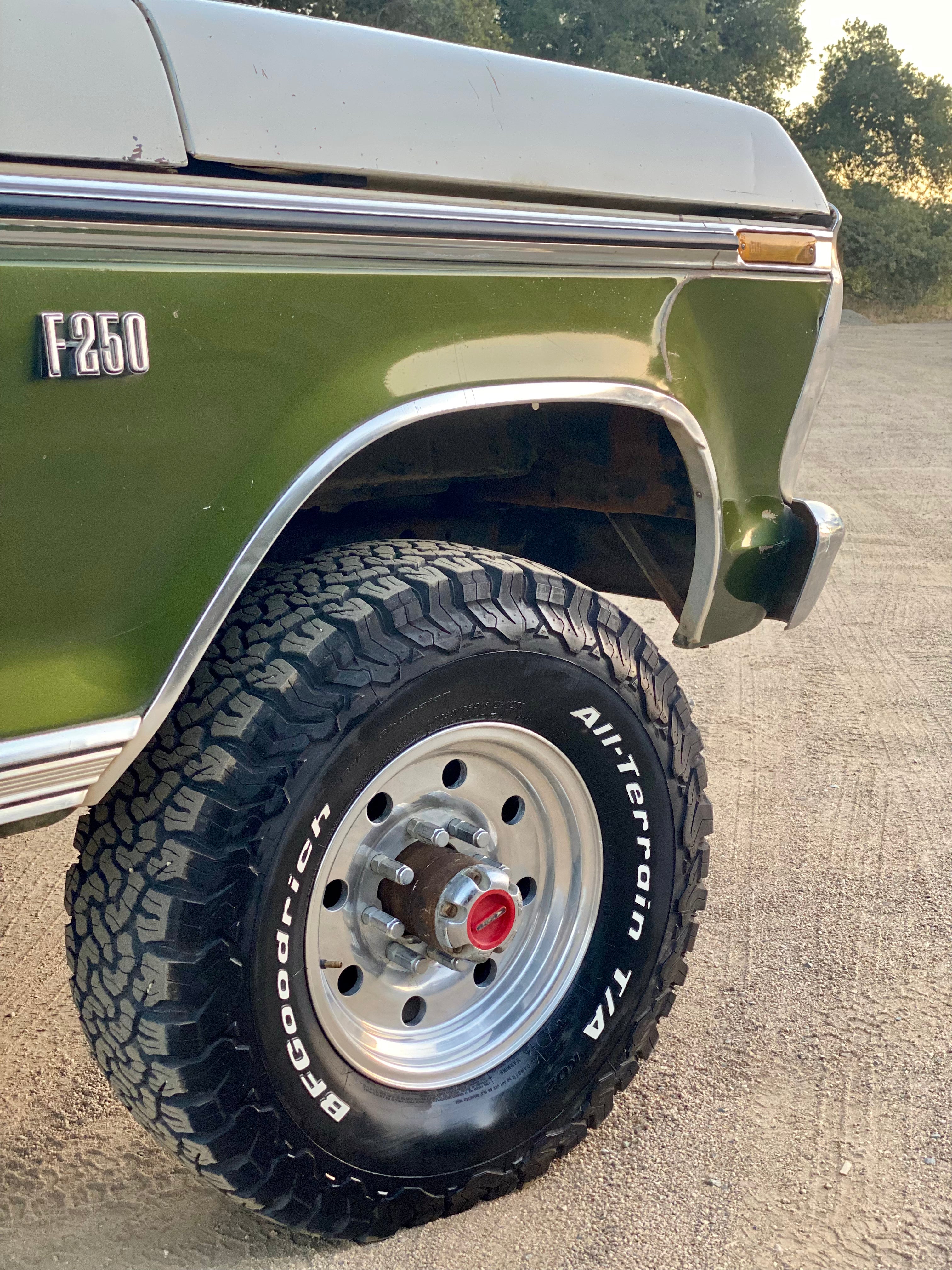 1976 Ford F-250 4x4 Hatteras Green FINE ART PRINT