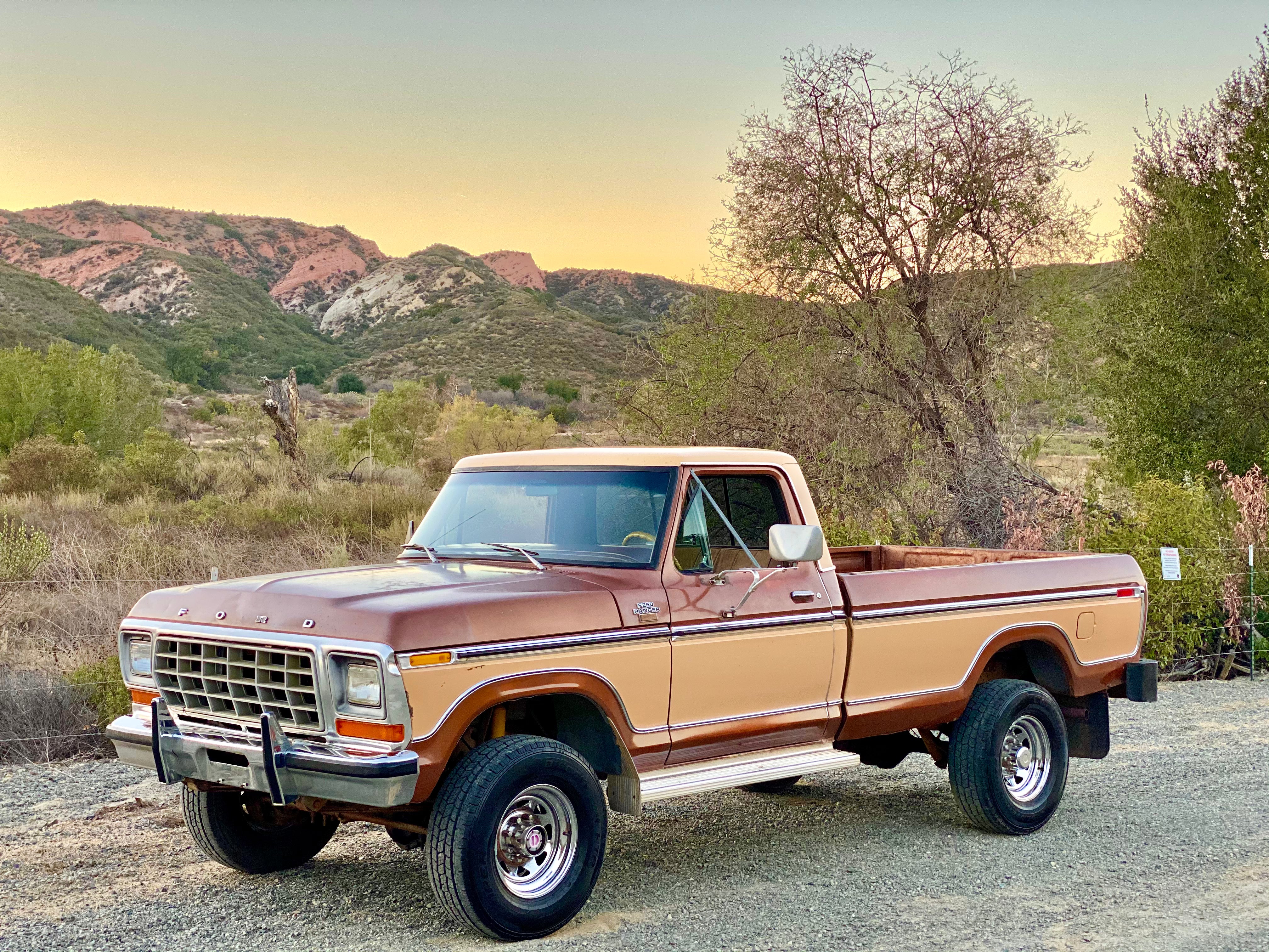 1978 Ford F-250 4x4 Ranger Lariat Tan FINE ART PRINT