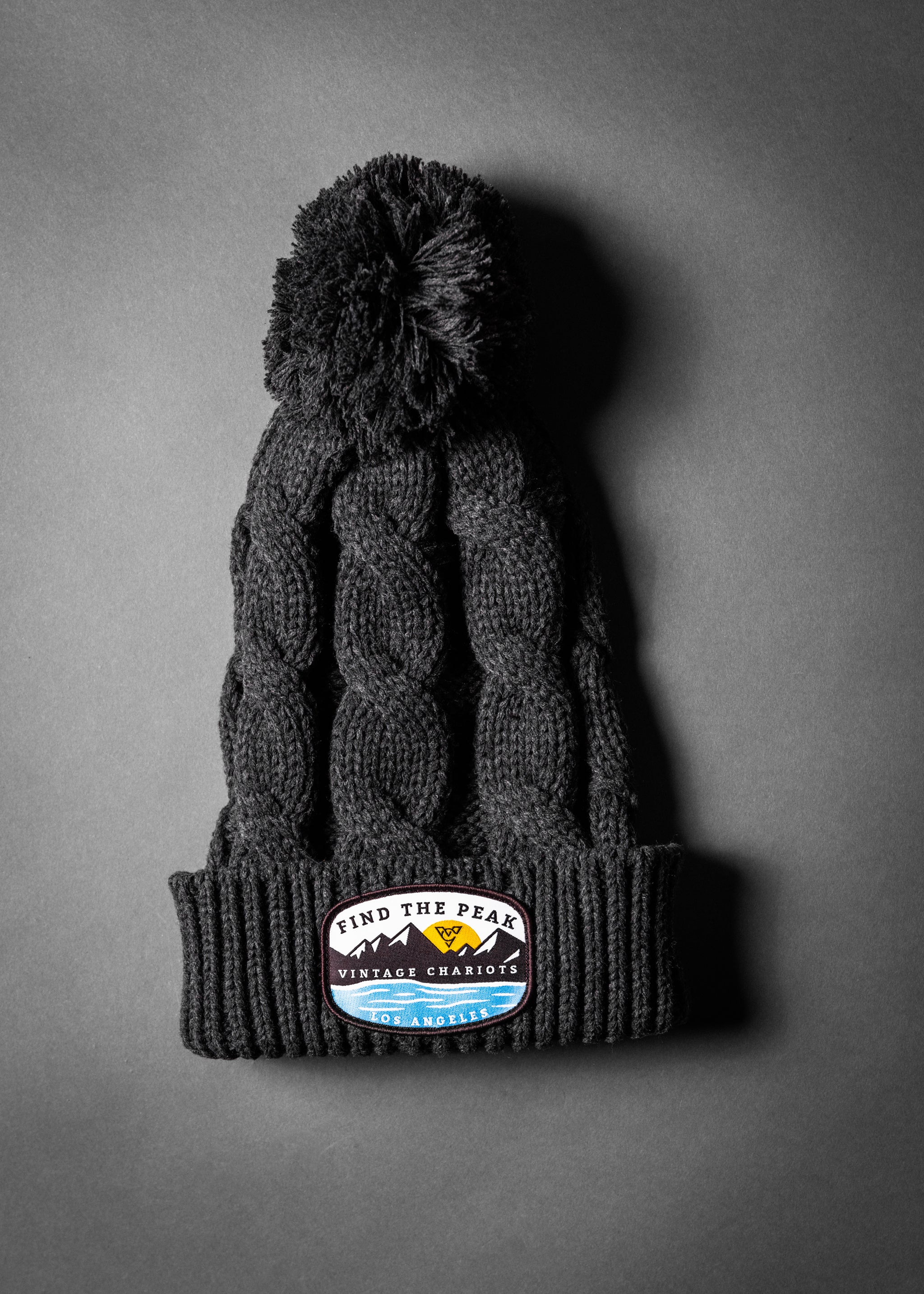 FIND THE PEAK CHUNK TWIST KNIT BEANIE (Heather Charcoal)