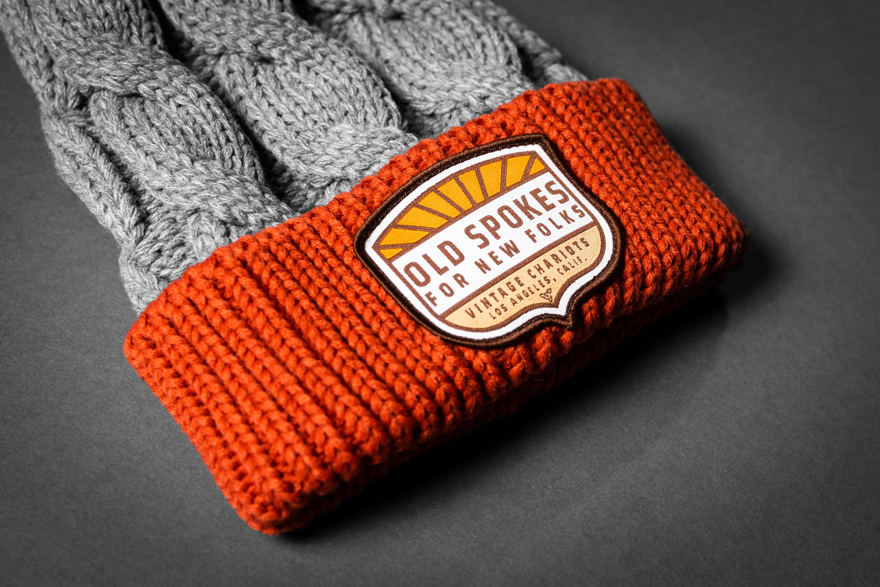 OLD SPOKES CHUNK TWIST KNIT BEANIE (Heather Grey/Rust)