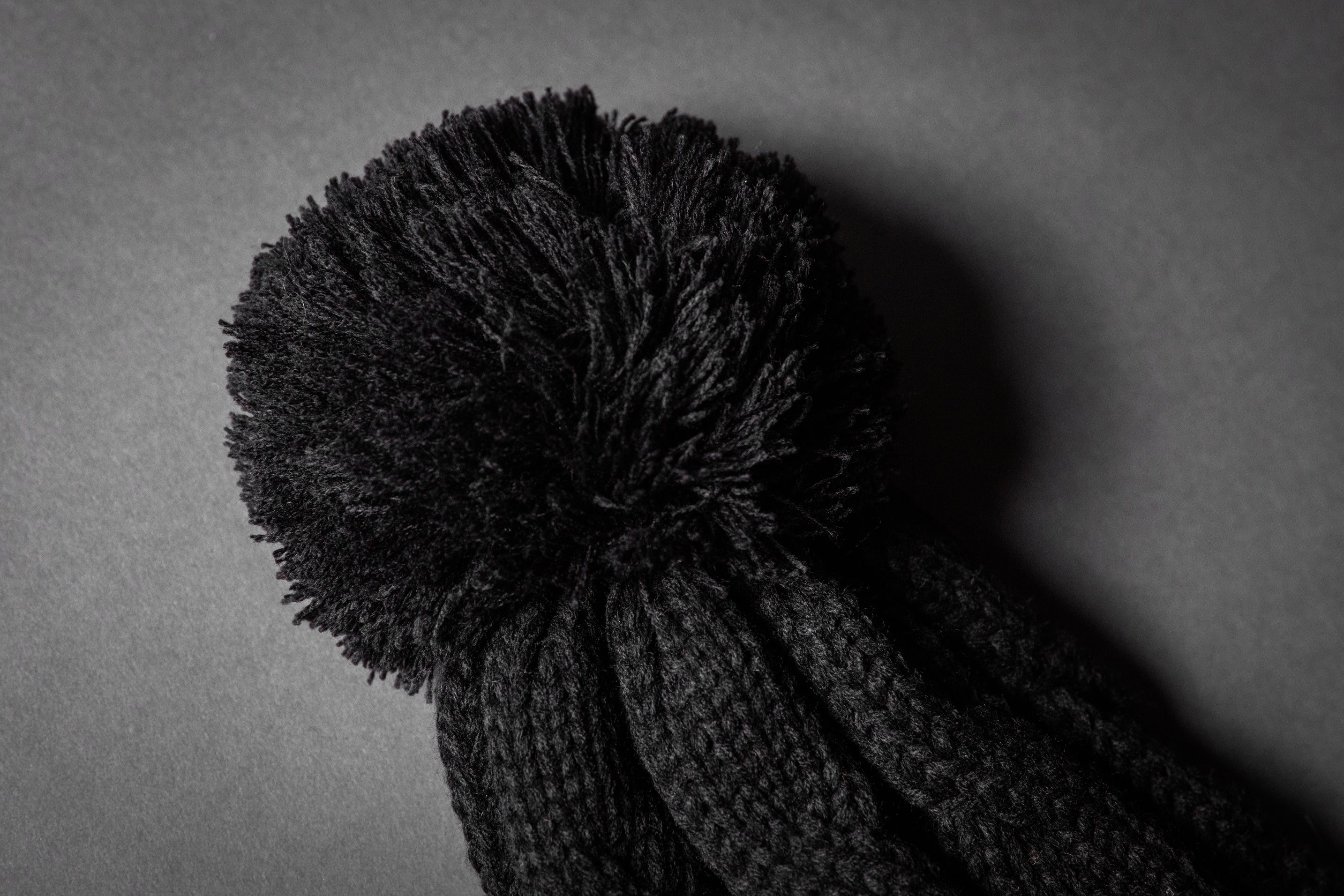 LIFEGUARD CHUNK TWIST KNIT BEANIE (Black)