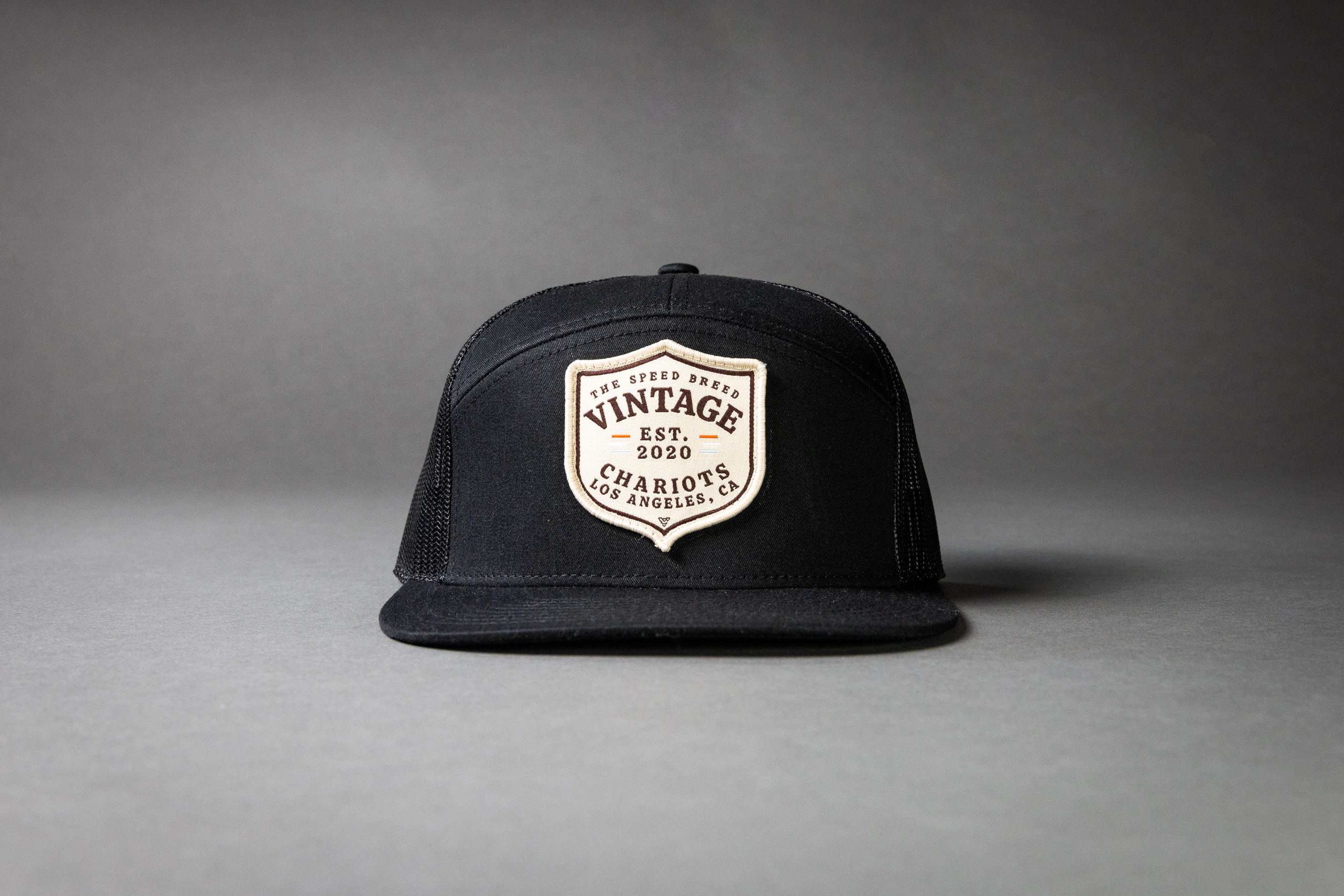 VINTAGE CREST (Black/Black)