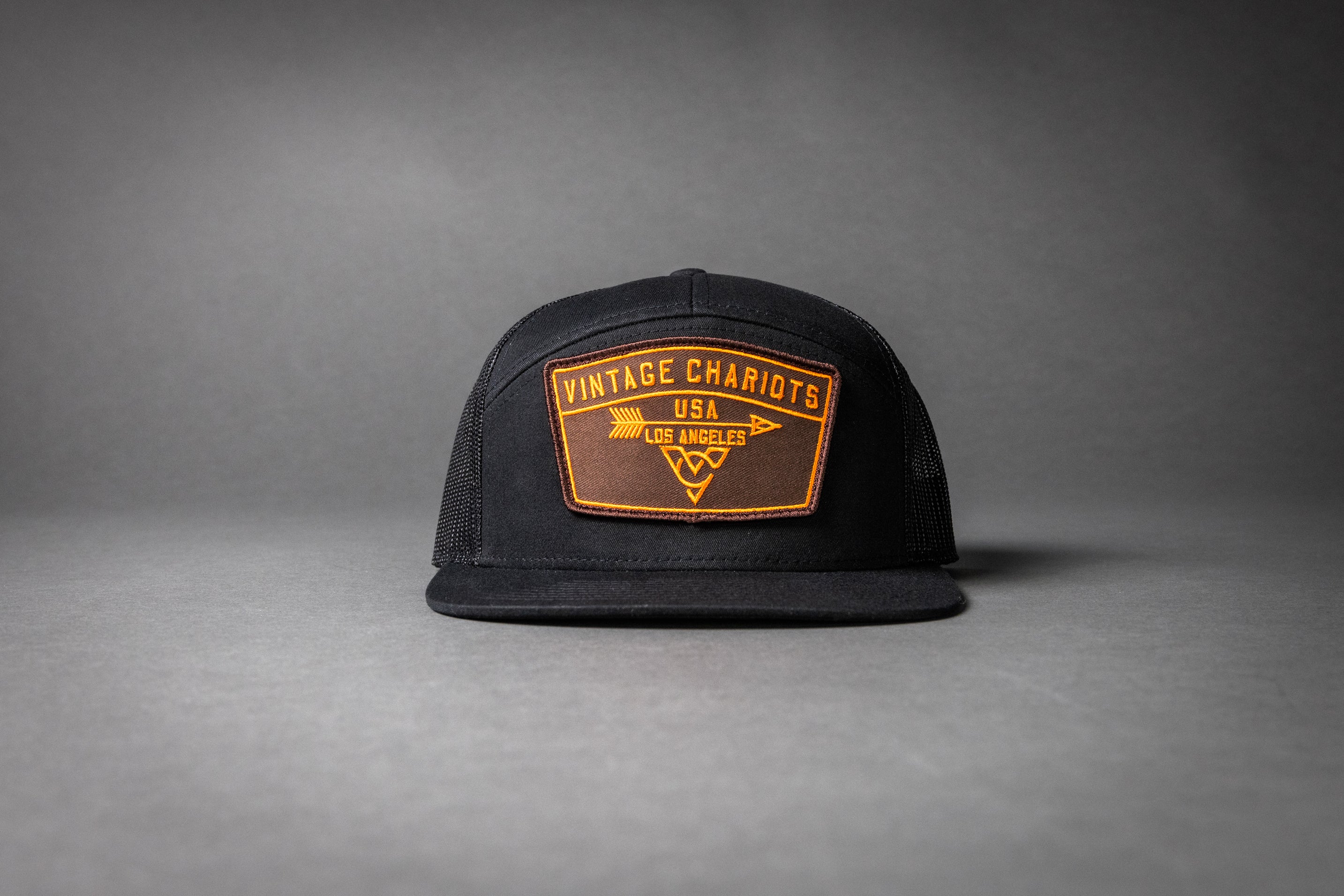 THE ARROW (Black/Black 7-Panel)