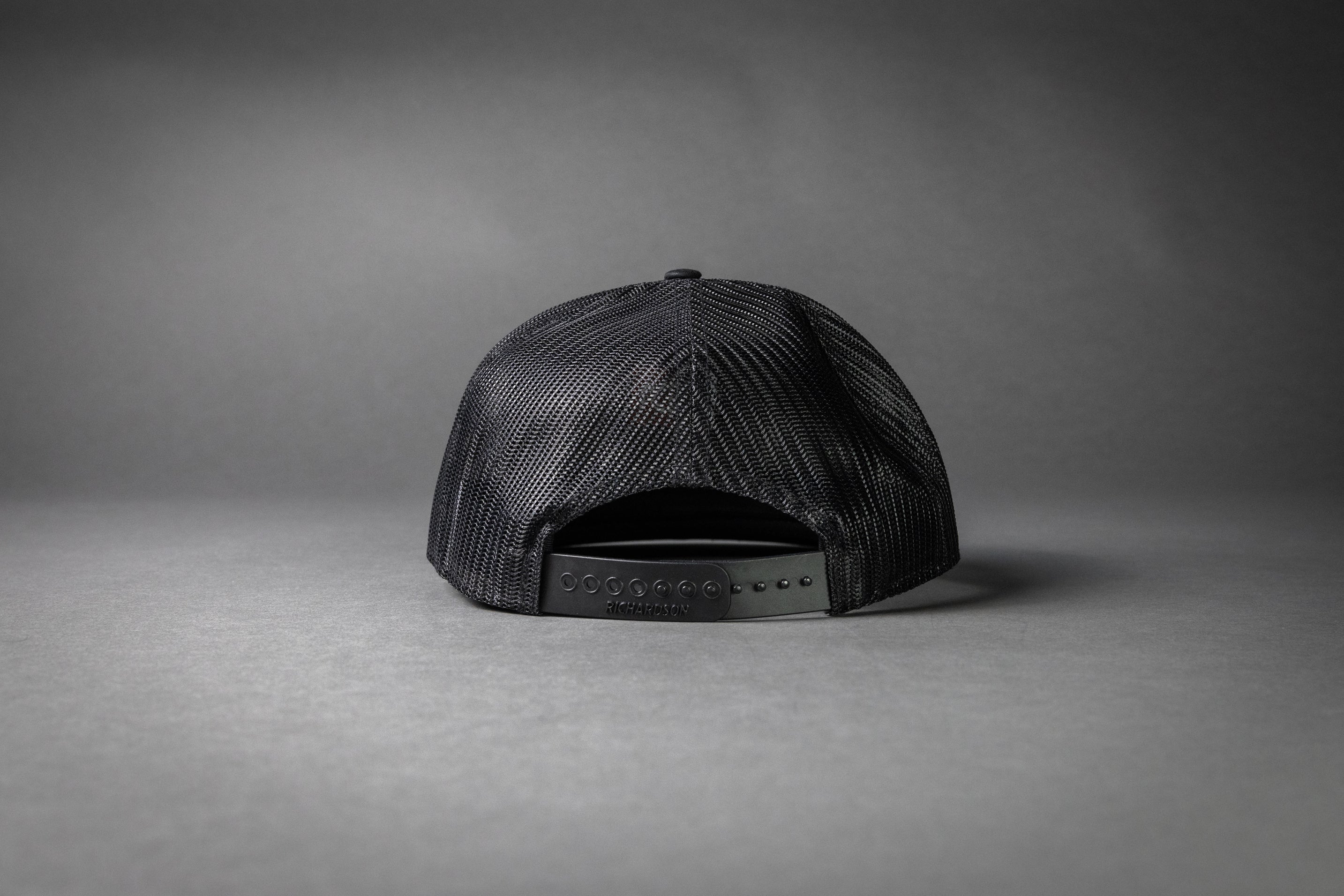 BLOOD SWEAT & OIL (Black/Black 7-Panel)