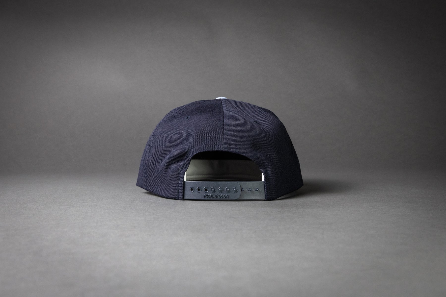 BLUE CIRCLE SPEED BREED (Navy/Columbia Blue)