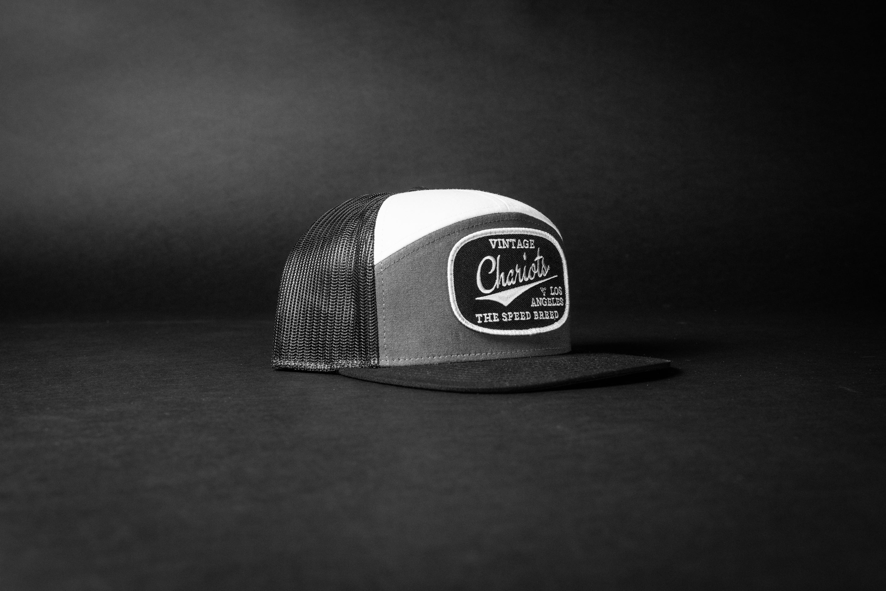 CHARIOTS (Charcoal/Black/White)