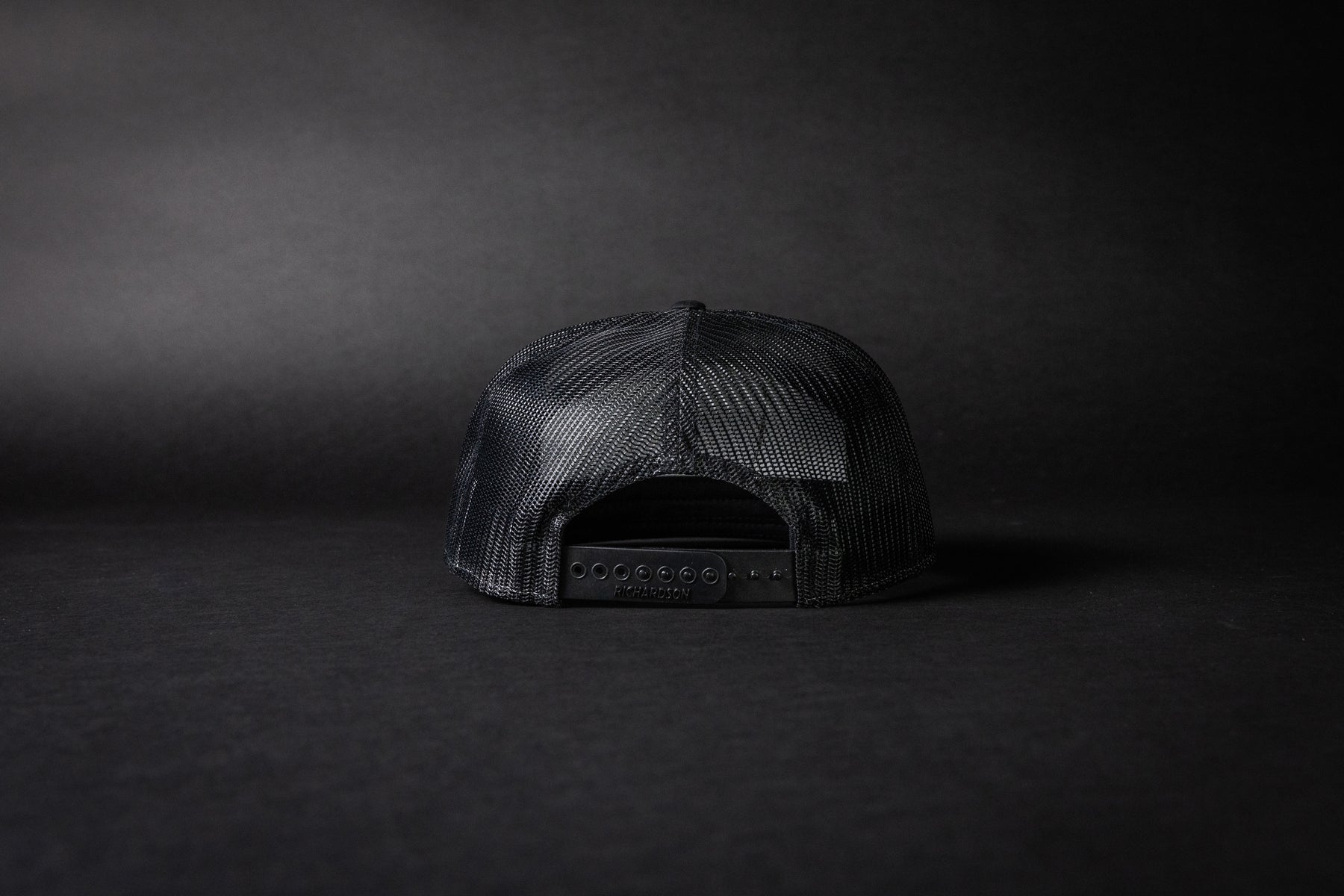 THE SHIELD (Heather Grey/Black)