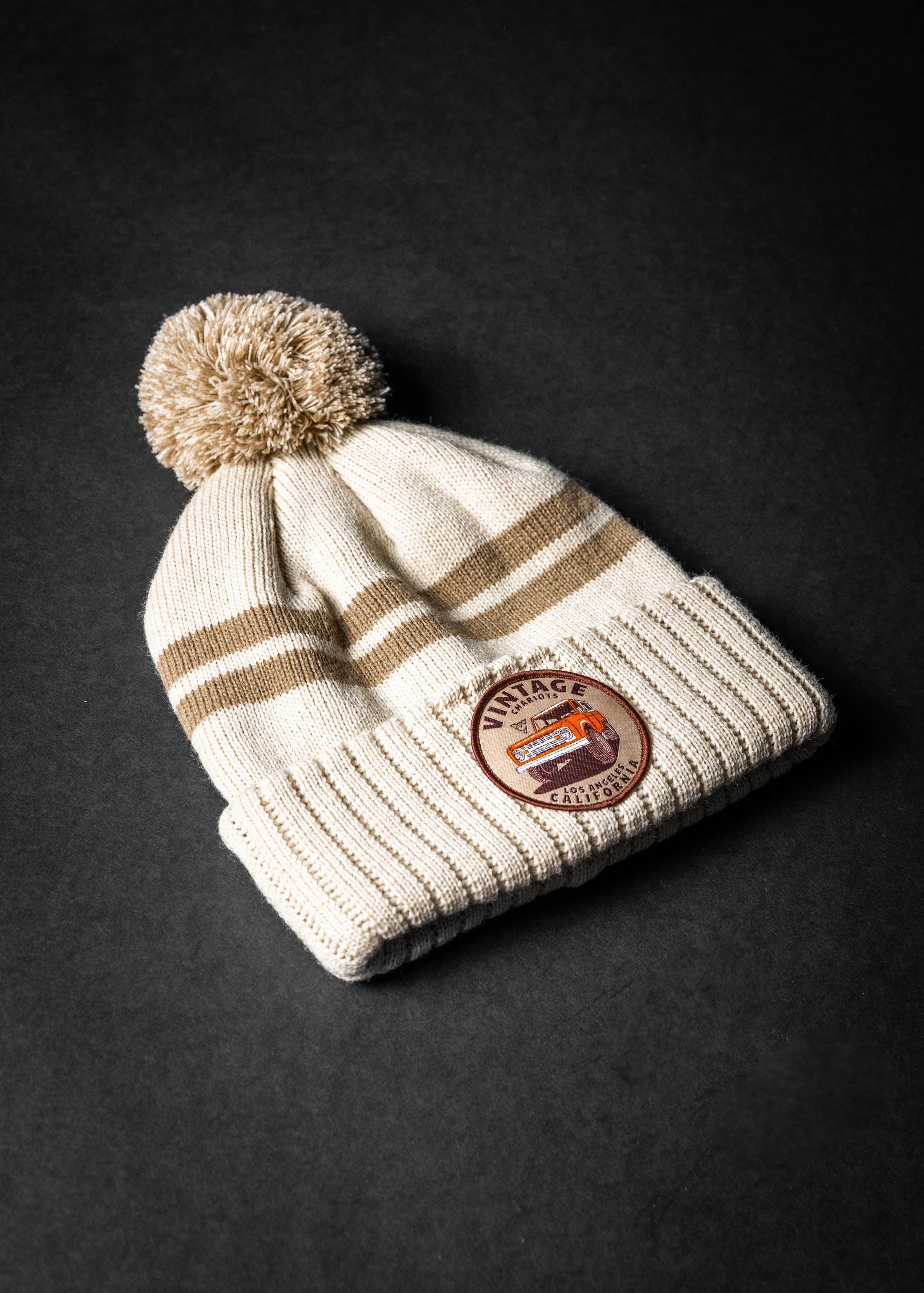 Bronco SHORT POM BEANIE (Tan)