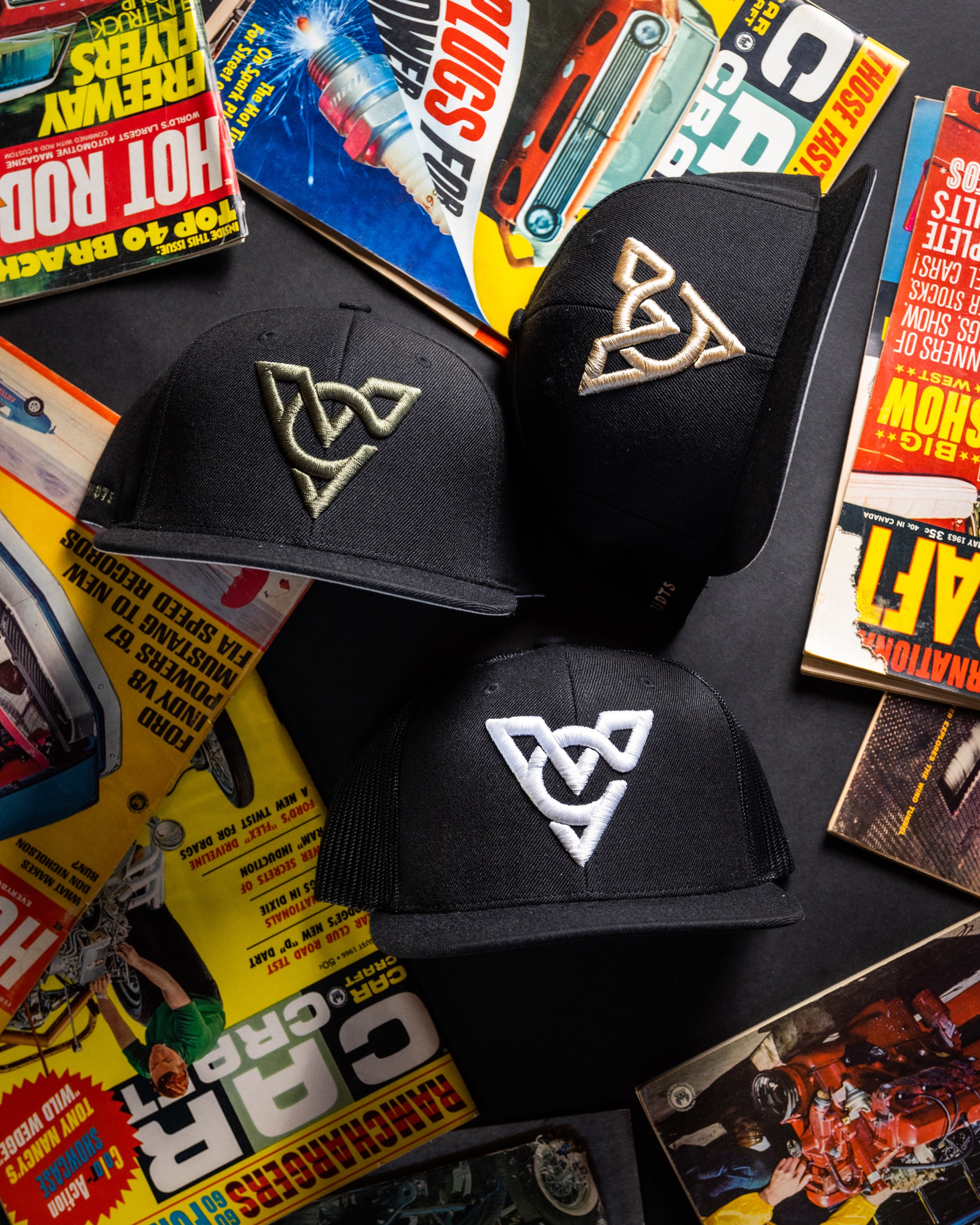 VC PUFF HAT (Black/Military Green Puff)