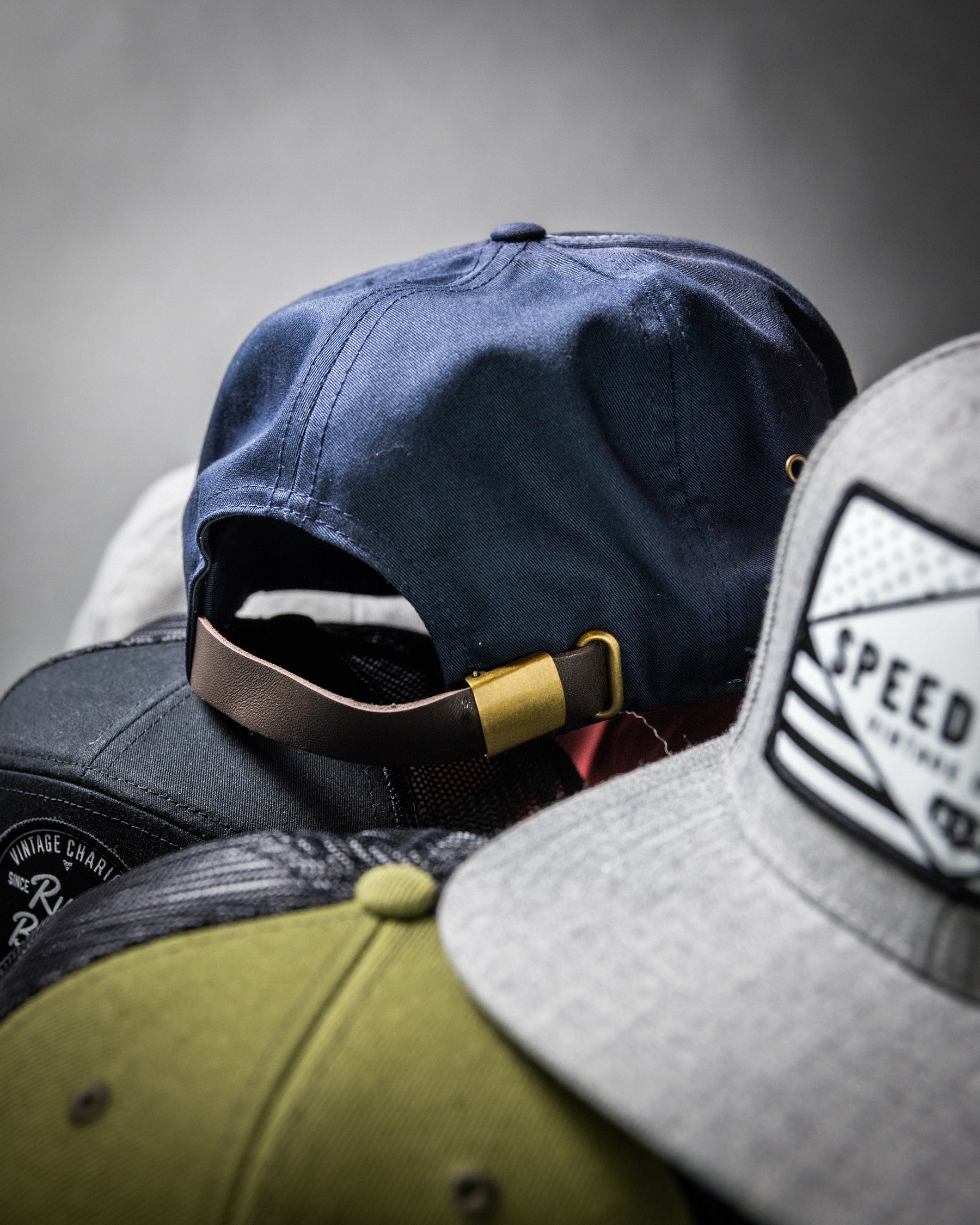 SPEED BREED FLAG (Heather Grey)